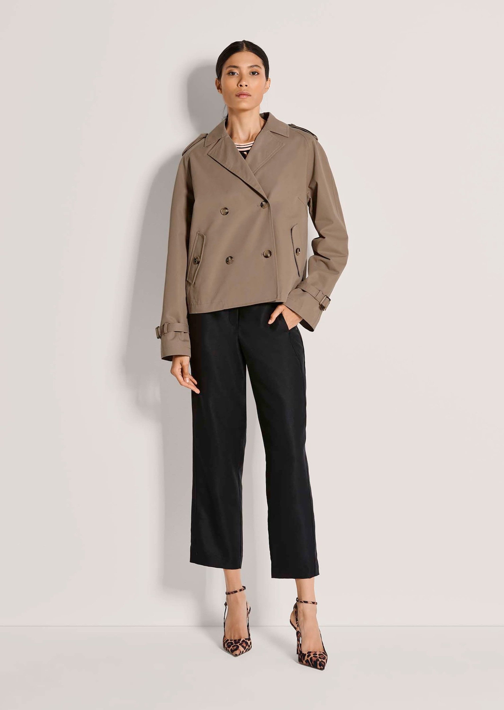 MADELEINE Outdoorjacke Kurzjacke mit Reverskragen Baumwolljacke mit Leistentaschen, doppelter Knopfreihe und Langarm