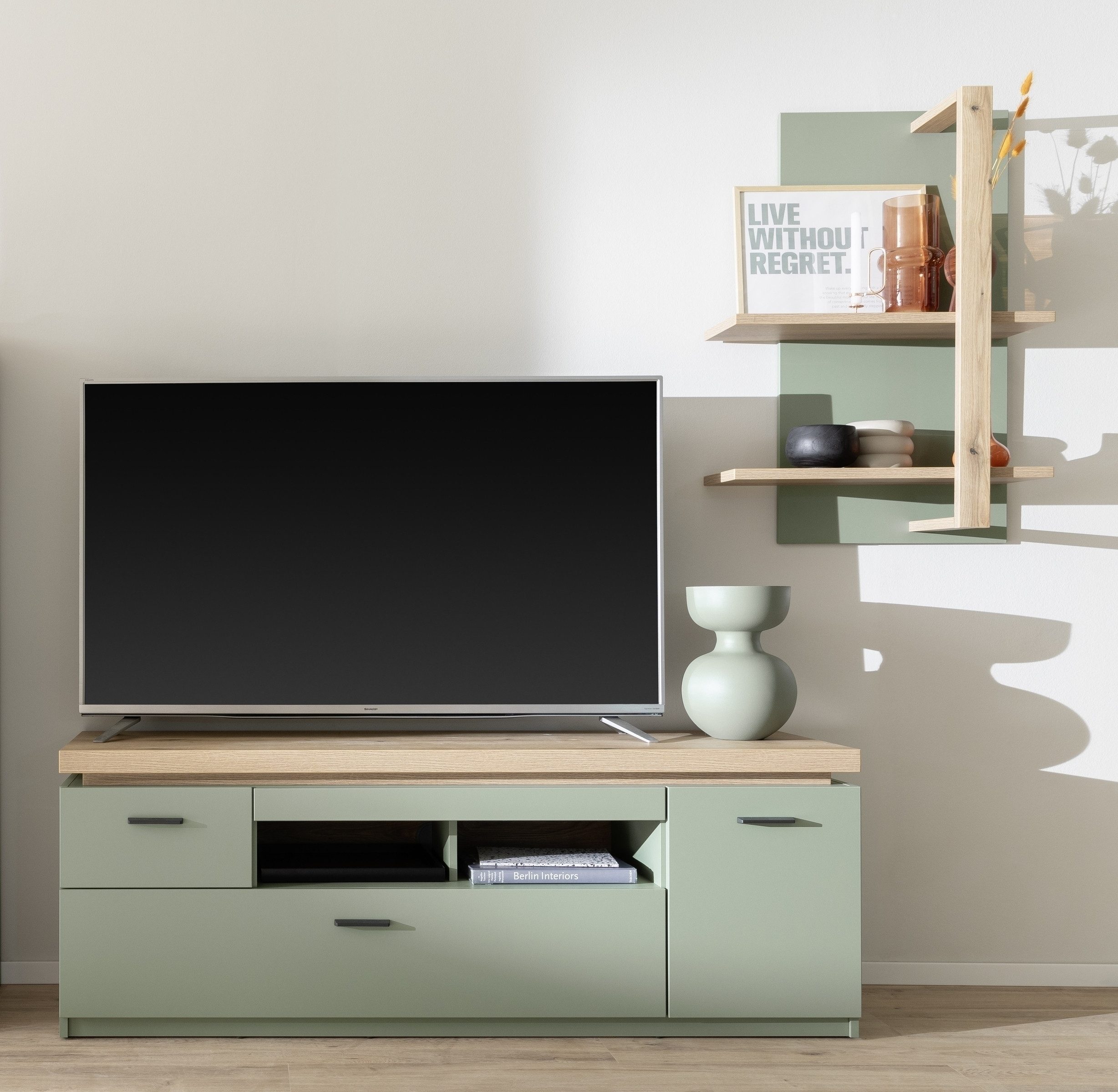 MCA furniture Wohnwand (2-teilig) Salbei / Eiche, Lowboard 156x57x44cm, Wandboard 65x96x26cm, (2-teilig)