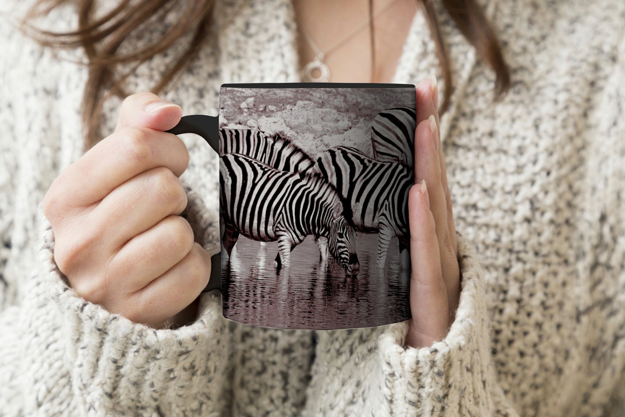 MuchoWow Tasse Zebras im Wasser, Geschenk Zaubertasse, Keramik, Teetasse, Kaffeetassen, Farbwechsel