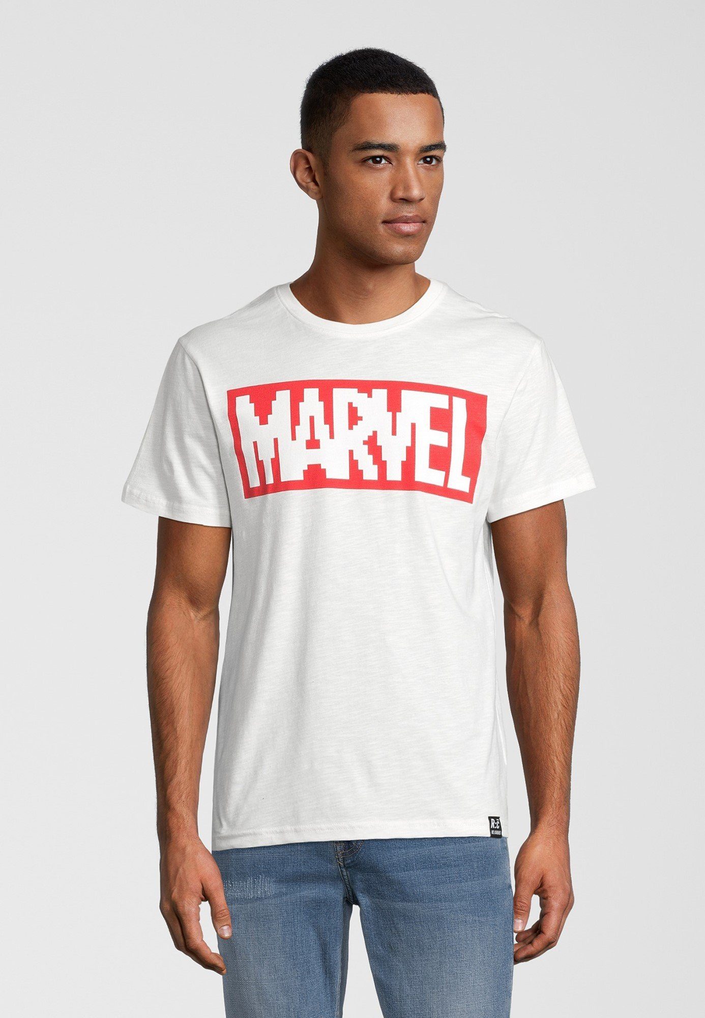 T-Shirt Recovered Ecru GOTS Pixel Marvel Logo zertifizierte Bio-Baumwolle