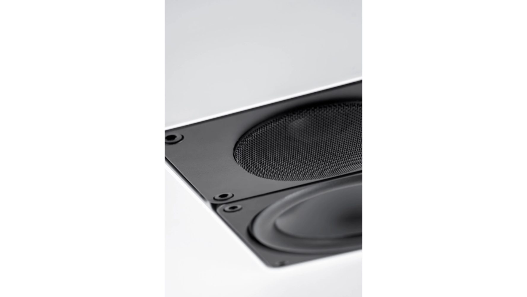ELAC Regal-Lautsprecher