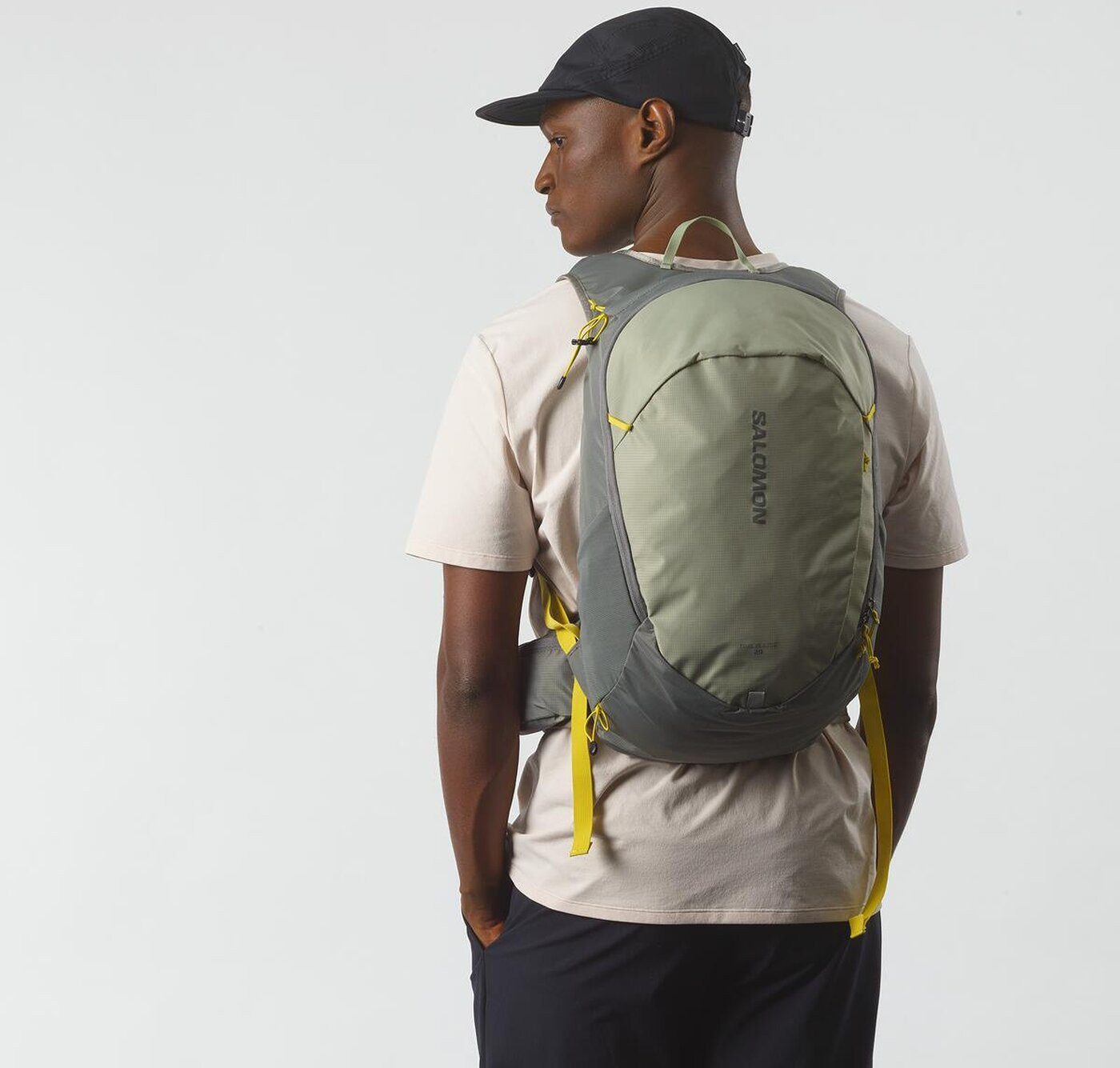 Salomon Beuteltasche TRAILBLAZER 20 SEDONA SAGE/SEAGRASS