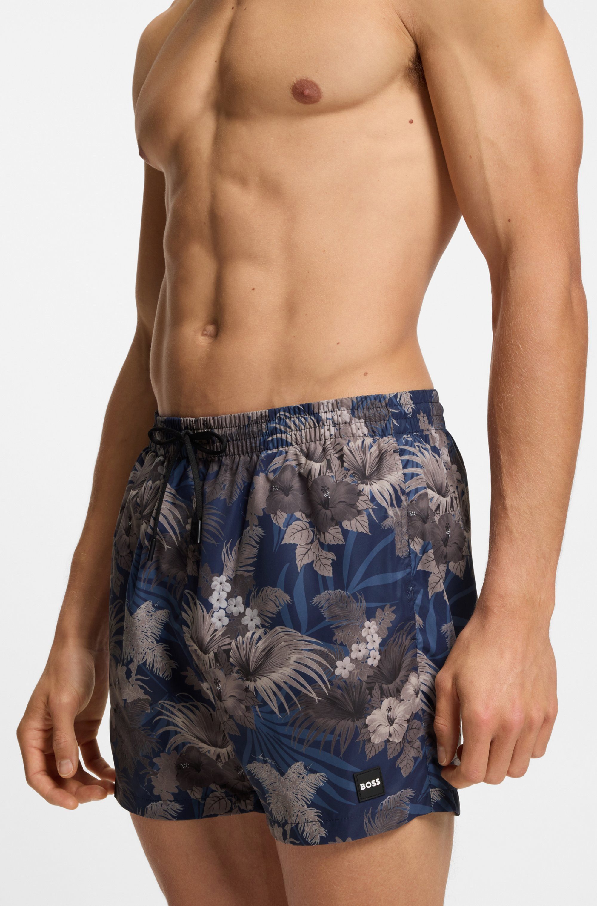 BOSS Badeshorts Piranha mit buntem Alloverdruck