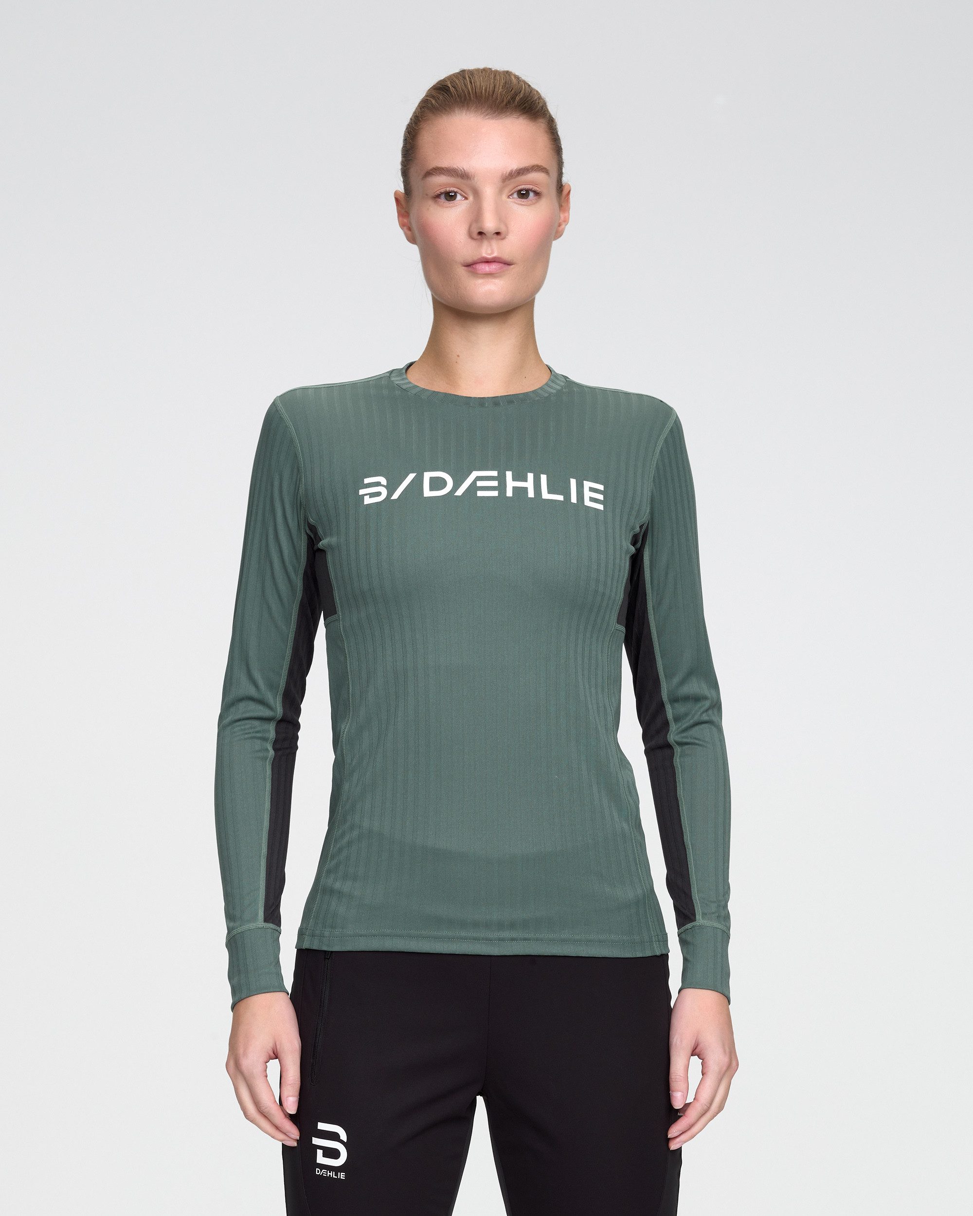 DAEHLIE Funktionsjacke Training Tech Long Sleeve Wmn DARK FOREST