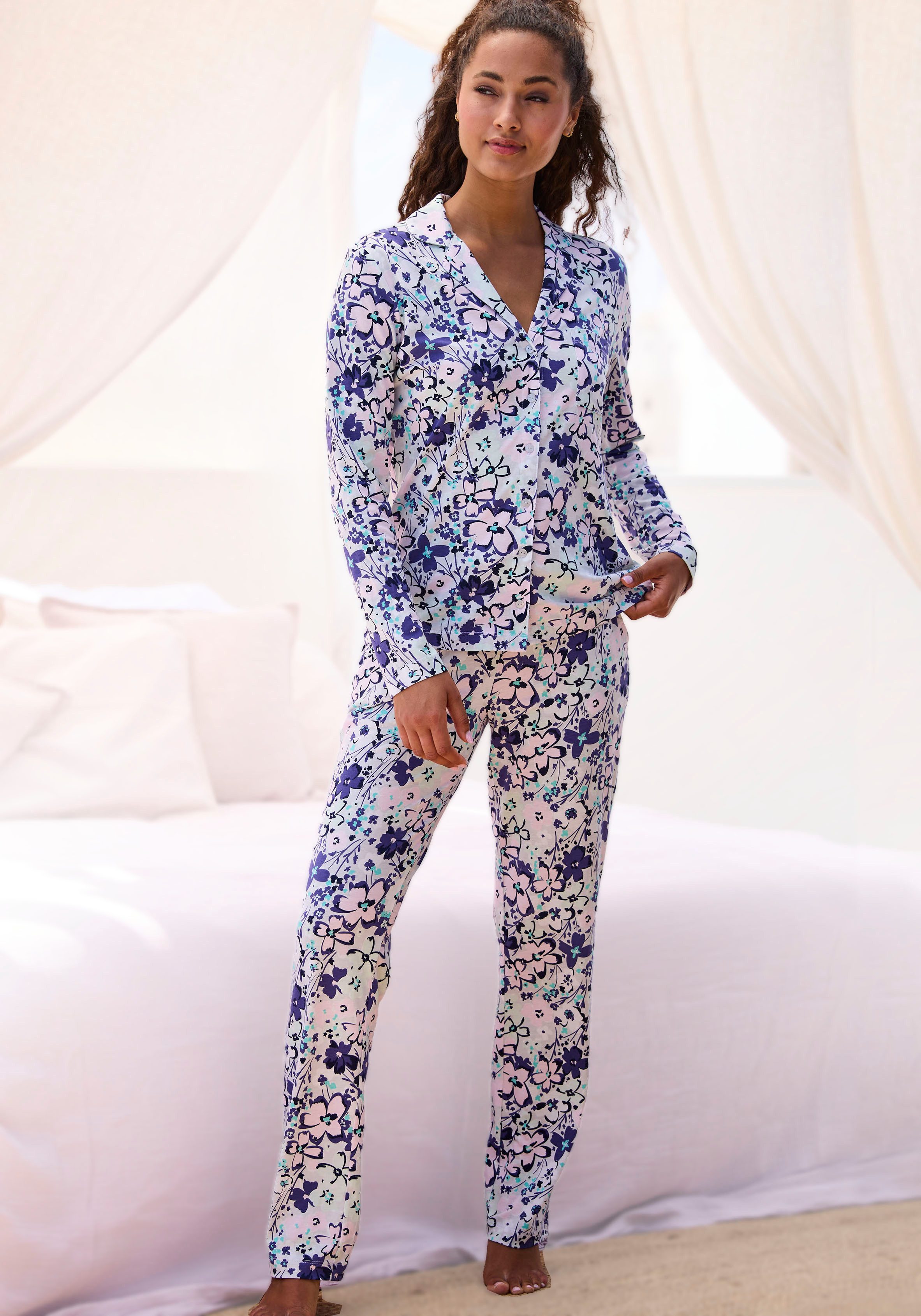 s.Oliver Pyjama (Set, 2 tlg) im klassischen Stil günstig online kaufen