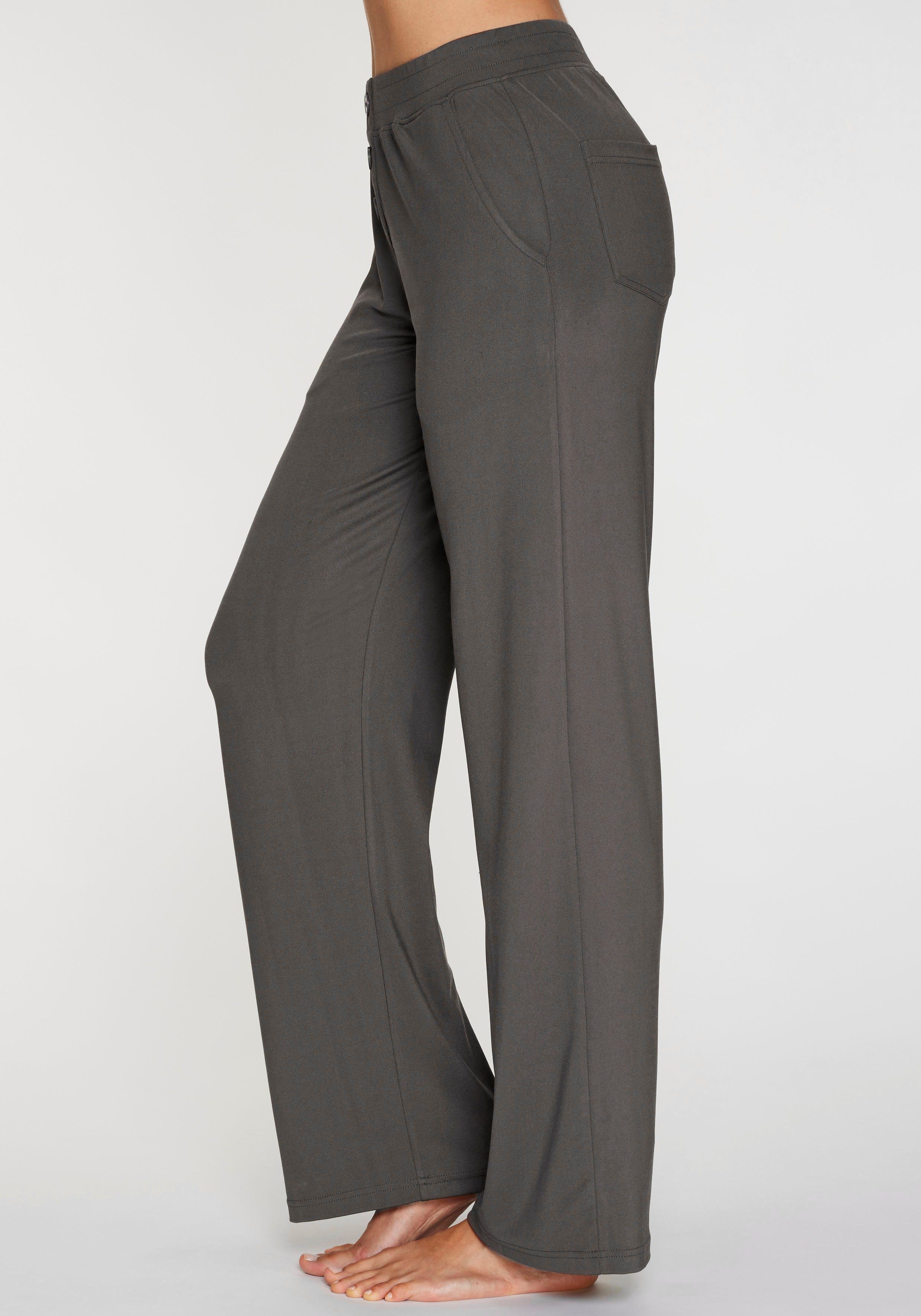H.I.S Relaxhose mit klassisch gerade geschnittenem Bein, Loungewear. € 29,99
