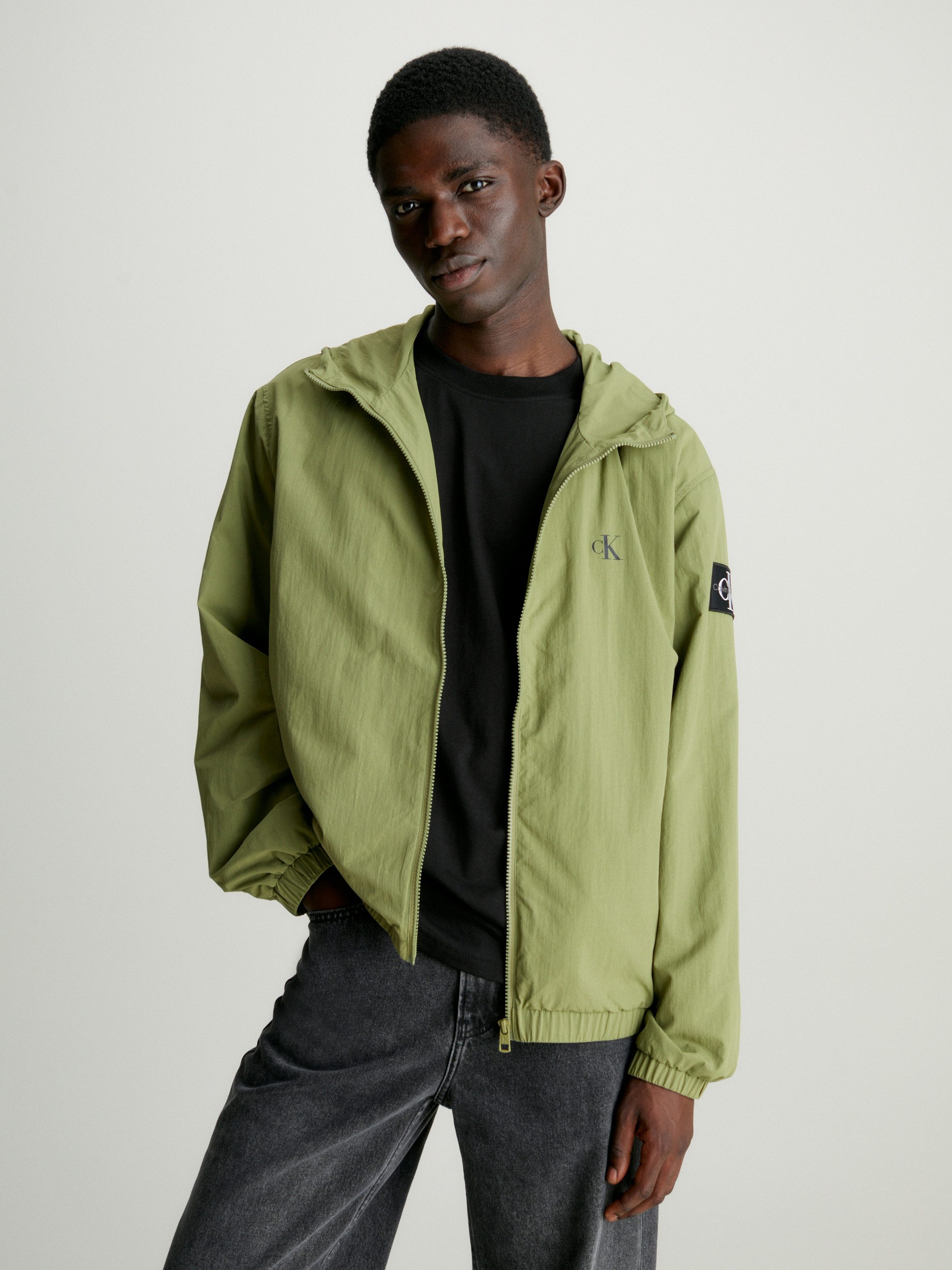 Windbreaker WINDBREAKER