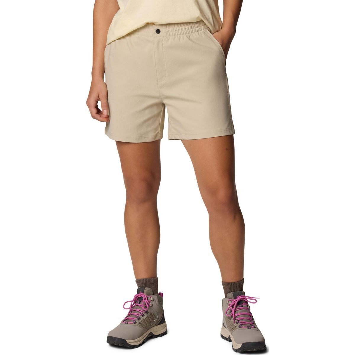 Columbia Funktionsshorts Cedar Crest Short Wasser- und schmutzabweisende Shorts mit elastischem Bund und