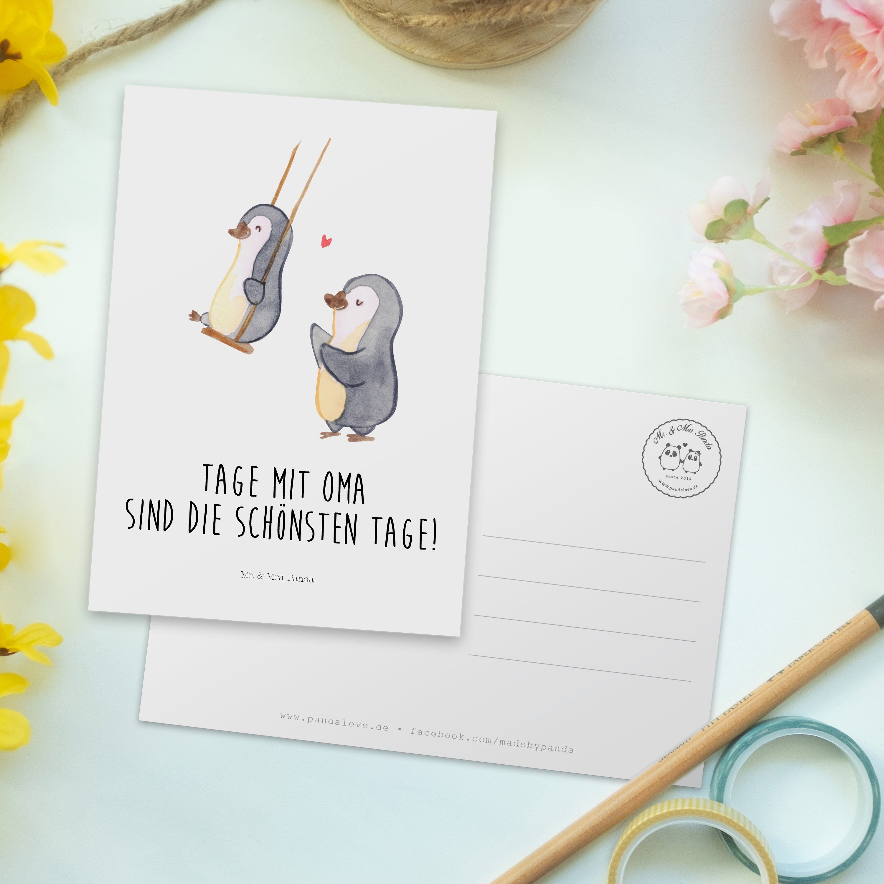 Geschenk, beste - Oma, Postkarte Weiß Einladungsk & Mrs. Panda Pinguin - Papa, schaukeln Oma Mr.