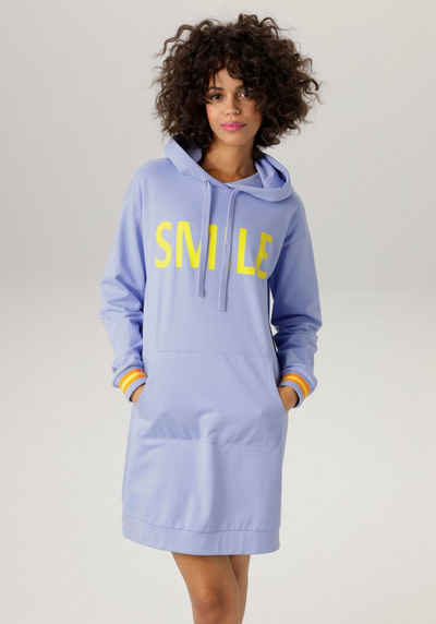Aniston CASUAL Sweatkleid mit lächelndem Schriftzug