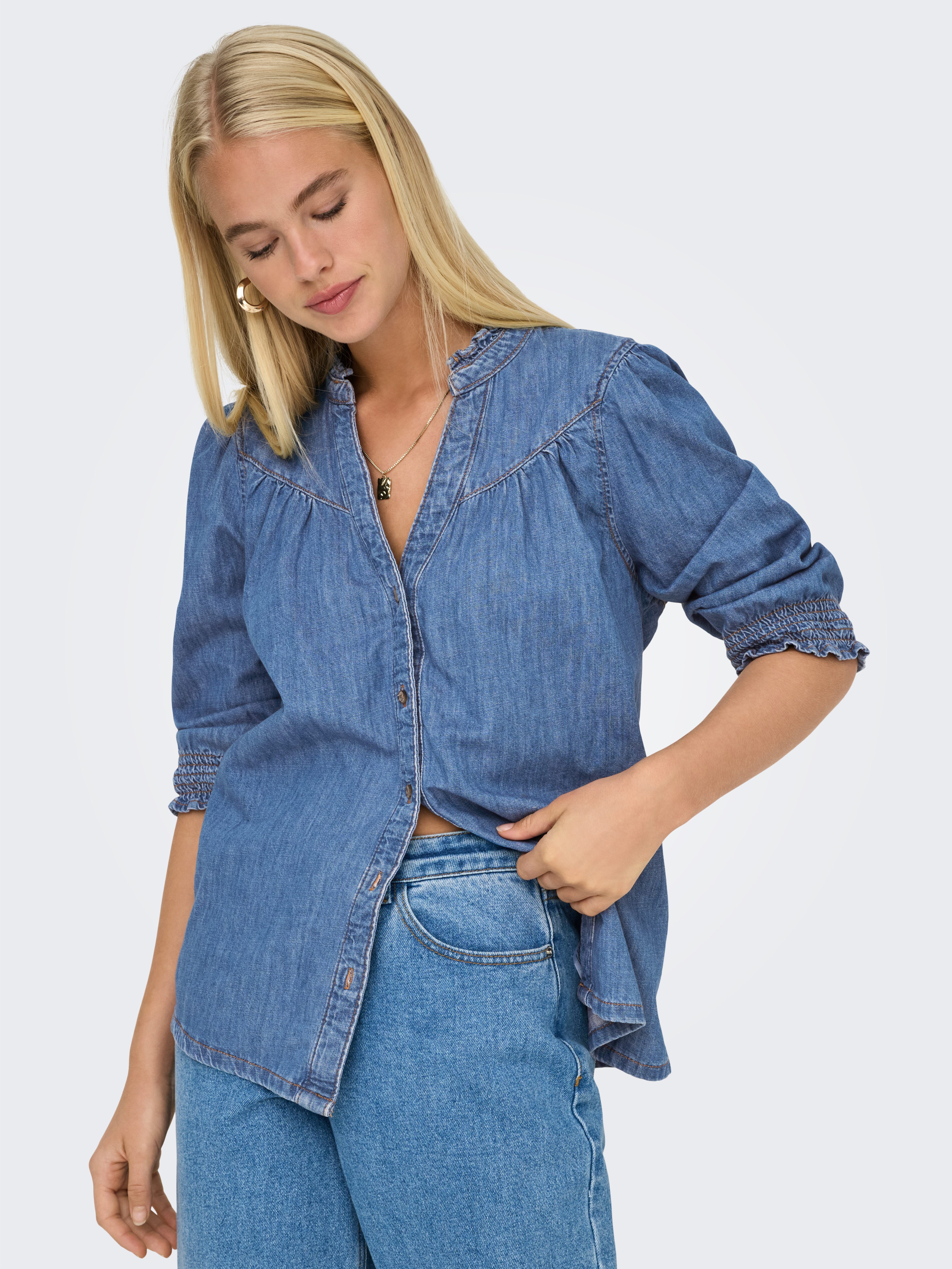 ONLY Jeansbluse ONLRAYA 3/4 SHIRT DNM AKM NOOS mit Rüschenkragen
