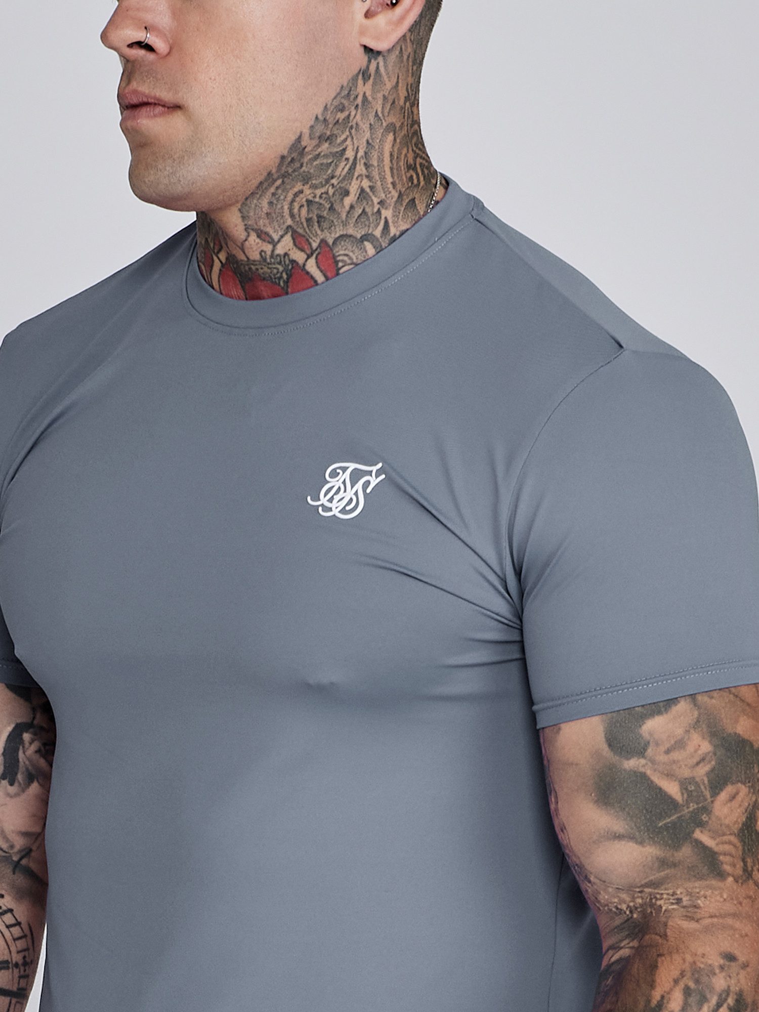 Siksilk T-Shirt SikSilk Herren Graues Muscle Fit T-Shirt günstig online kaufen