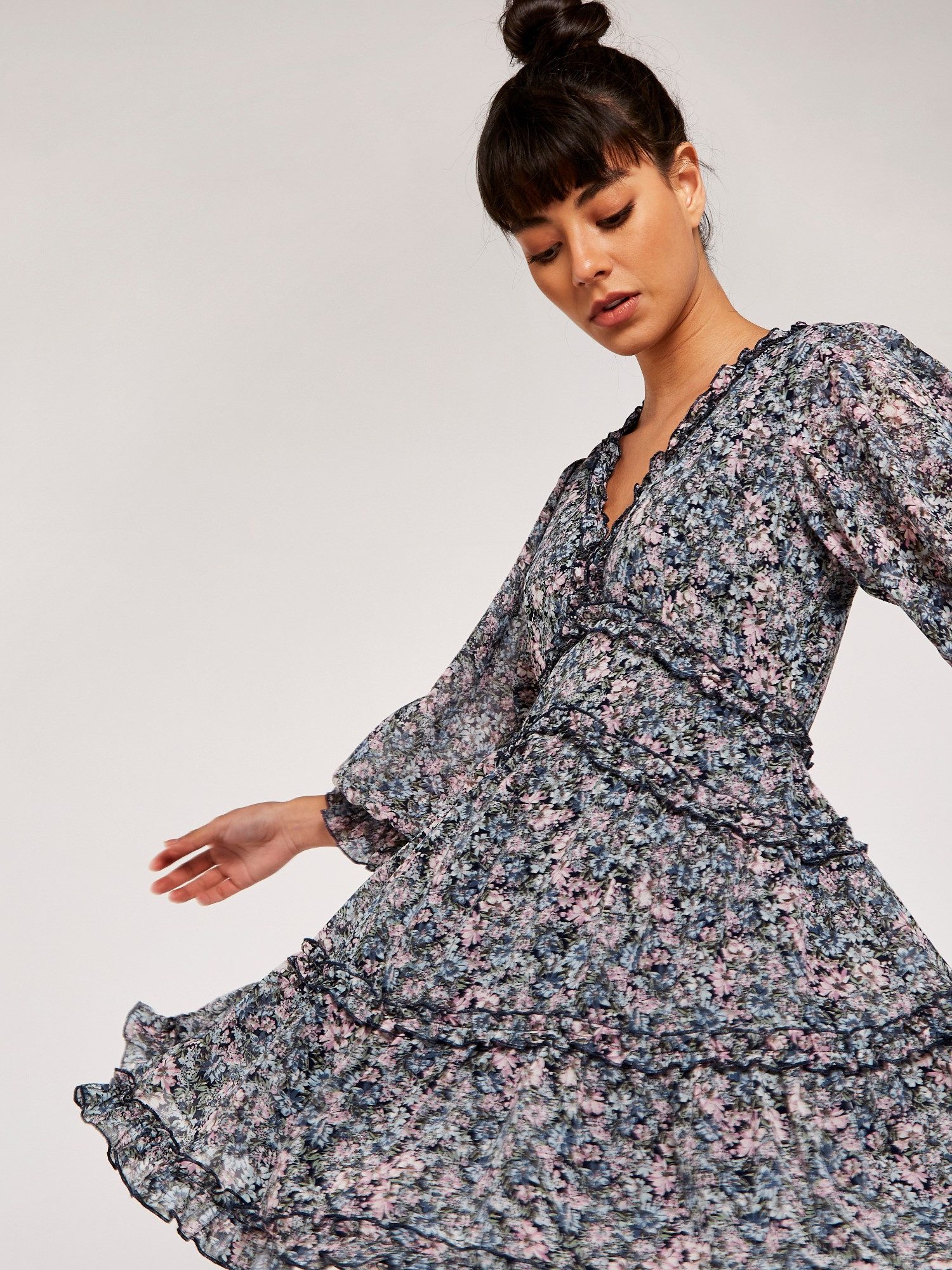 Apricot Druckkleid Blumenmuster-Kleid mit Rüschendetails günstig online kaufen