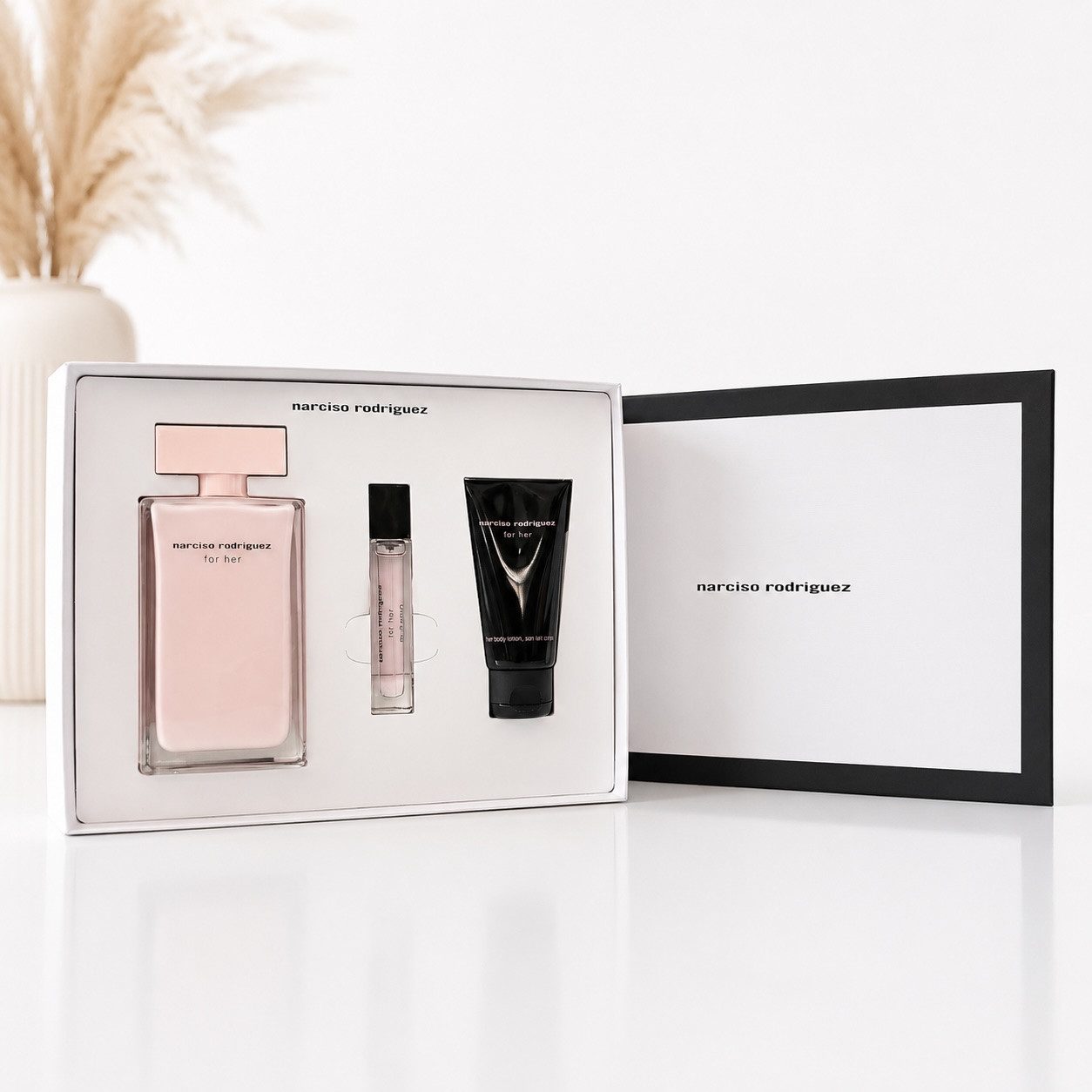 narciso rodriguez Eau de Parfum For Her Damen Geschenkset EDP 100ml + 10ml + Body Lotion 50ml