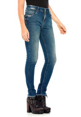 Cipo & Baxx Bequeme Jeans mit modernem Cut