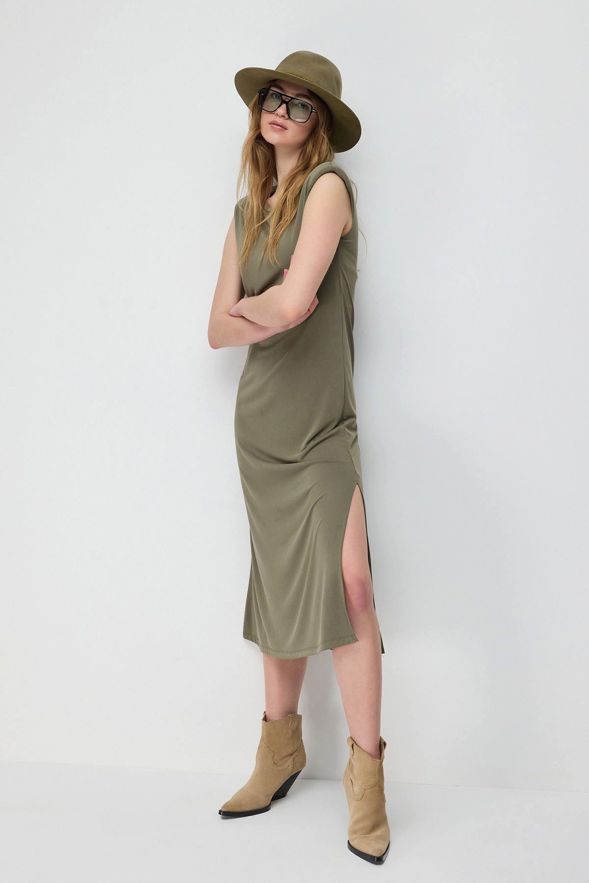 No Matter What Midikleid Midi-langes Kleid mit Schlitz.