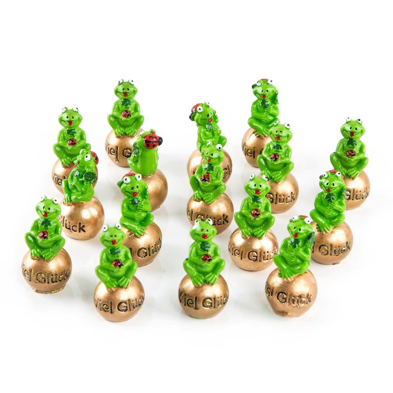 Logbuch-Verlag Dekofigur 16 kleine Frösche 5cm auf Goldener Kugel VIEL GLÜCK Froschkönig