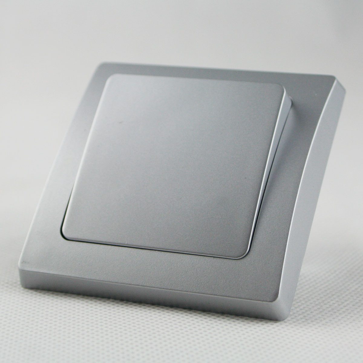 ChiliTec DELPHI Schalter 250V~/ 10A, Klemmanschluss silber Unterputzschalter