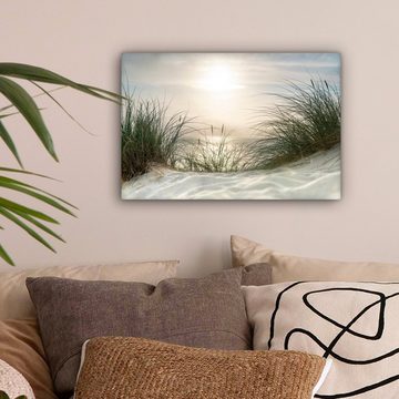 OneMillionCanvasses® Leinwandbild Sand - Gras - Sonne, (1 St), Wandbild Leinwandbilder, Aufhängefertig, Wanddeko, 30x20 cm