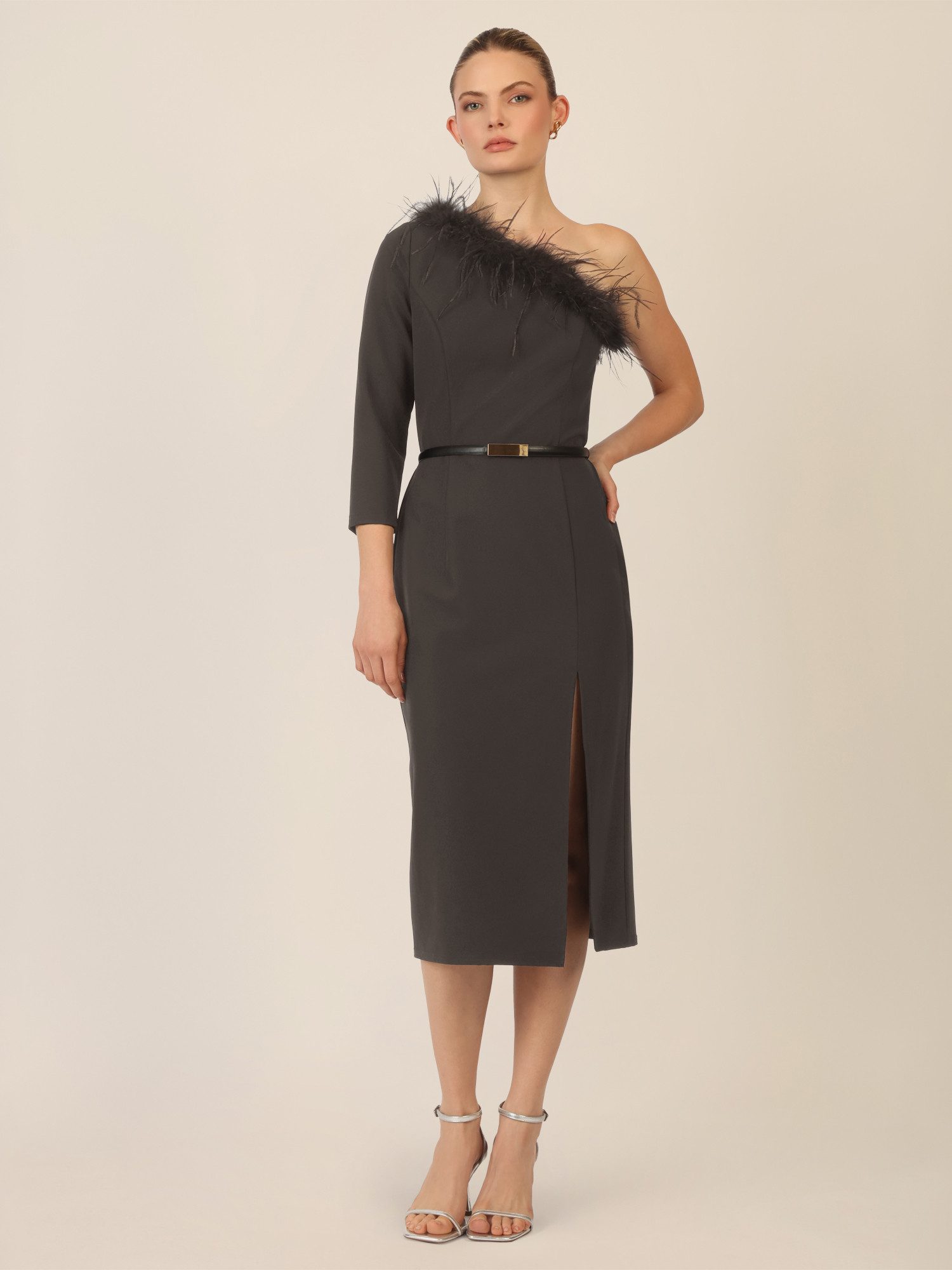 Apart Cocktailkleid mit Federbesatz günstig online kaufen