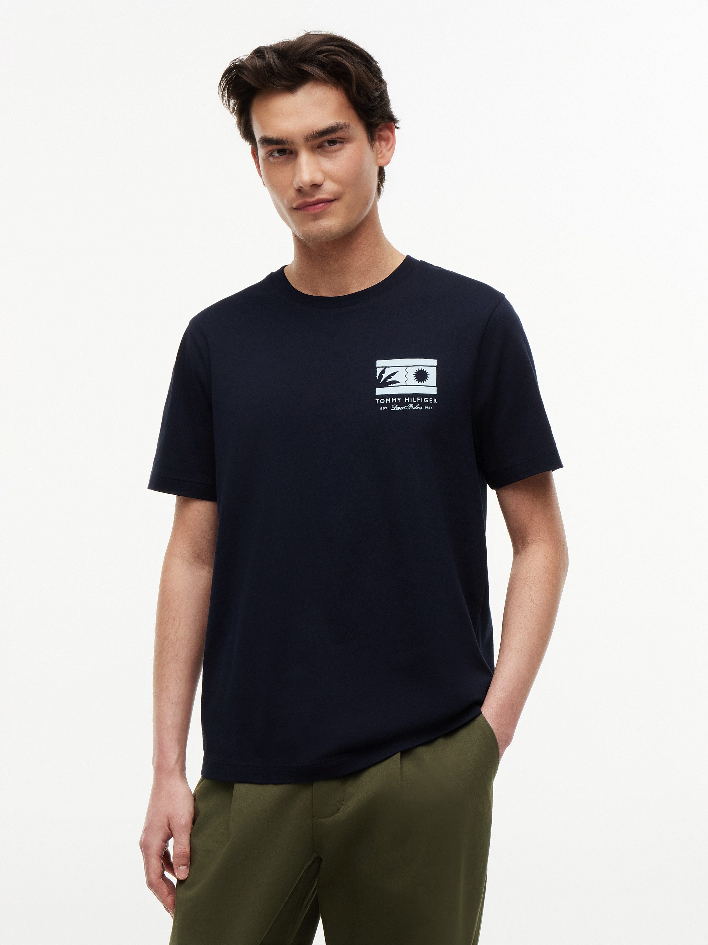 Tommy Hilfiger T-Shirt MONO SUN GRAPHIC REGULAR TEE aus Jersey mit Logo-Grafik