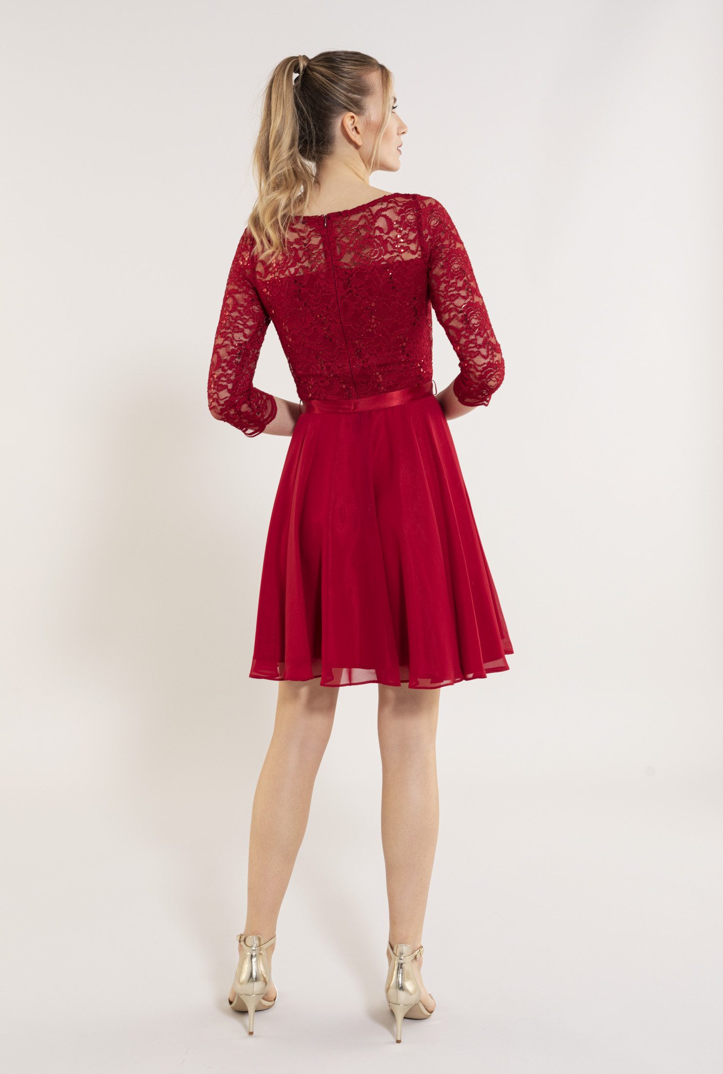 SWING Cocktailkleid Taillierte Passform mit ausgestelltem Rockteil