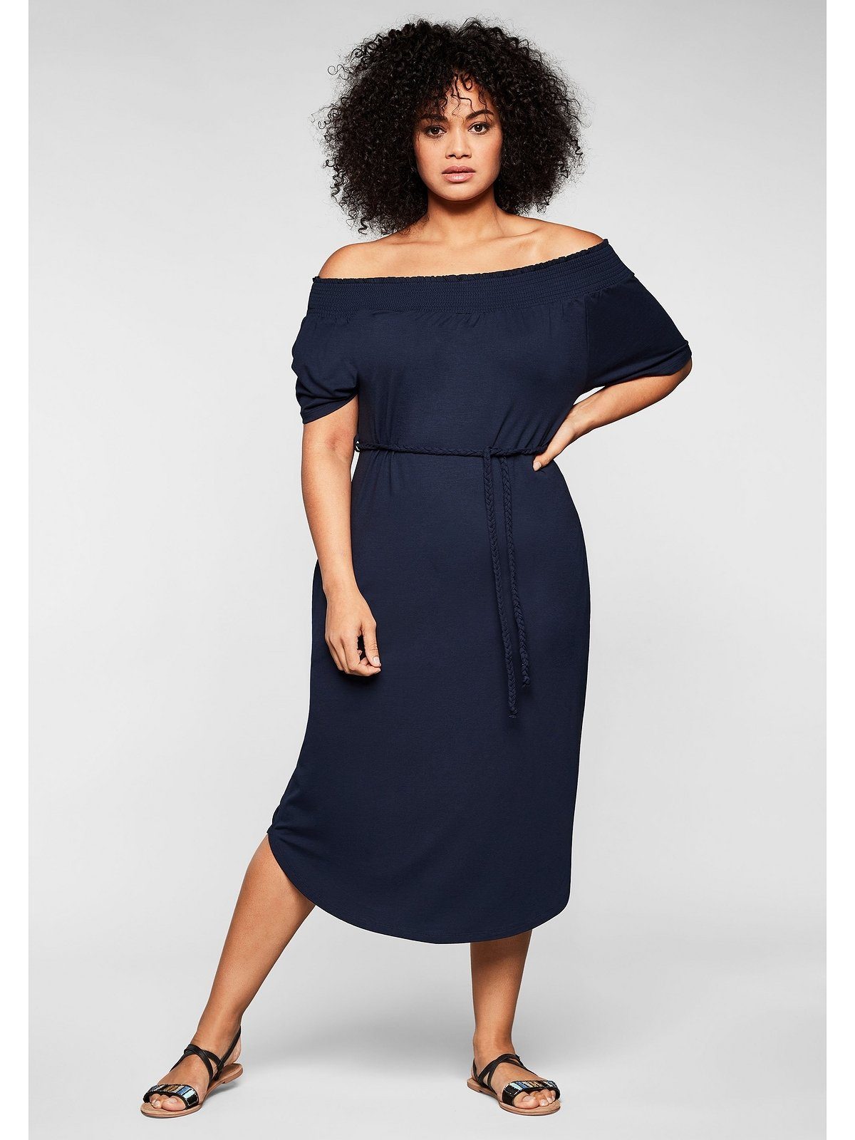 Sheego Strandkleid Große Größen mit Bindeband und Carmenausschnitt