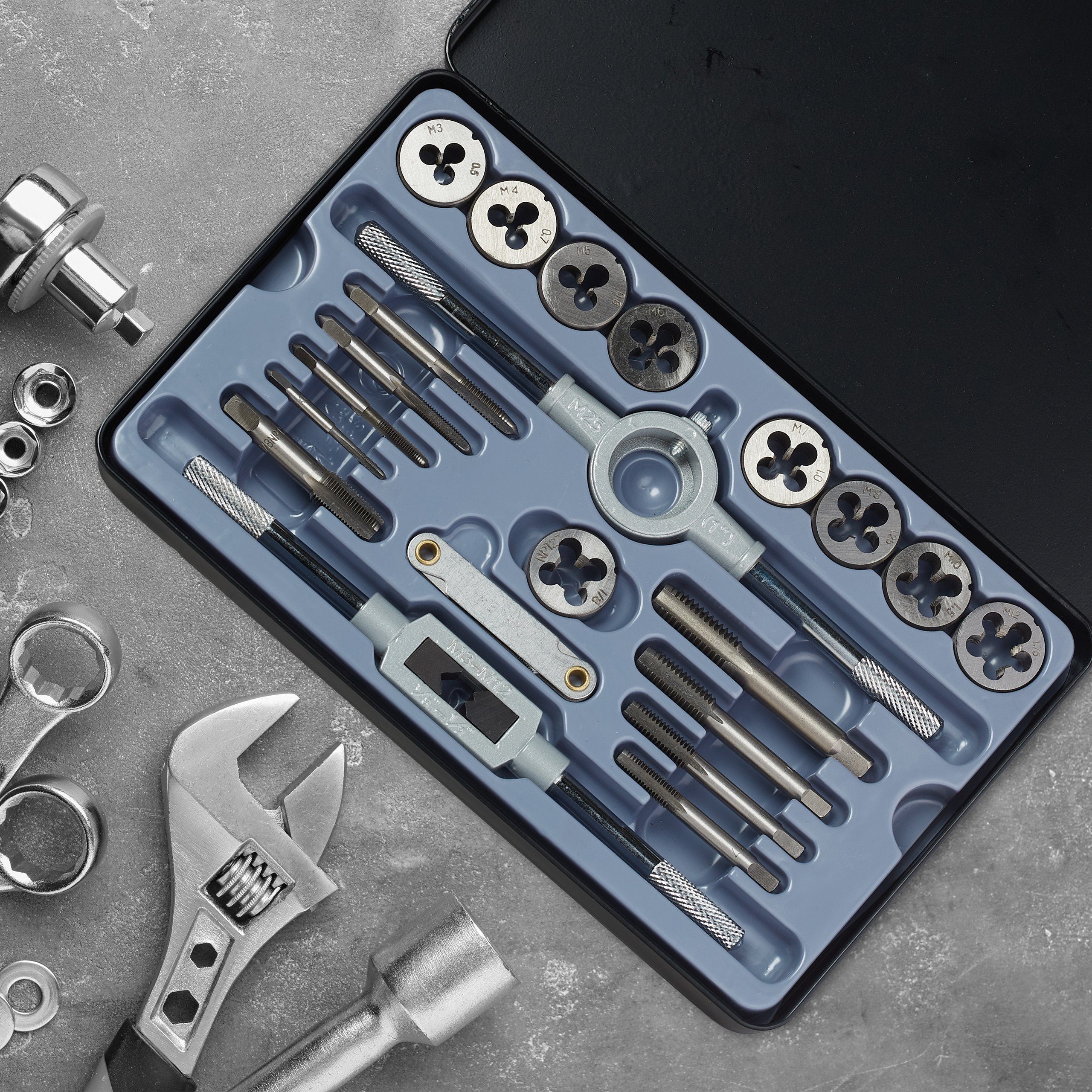 relaxdays Gewindeschneider Set 22 teilig