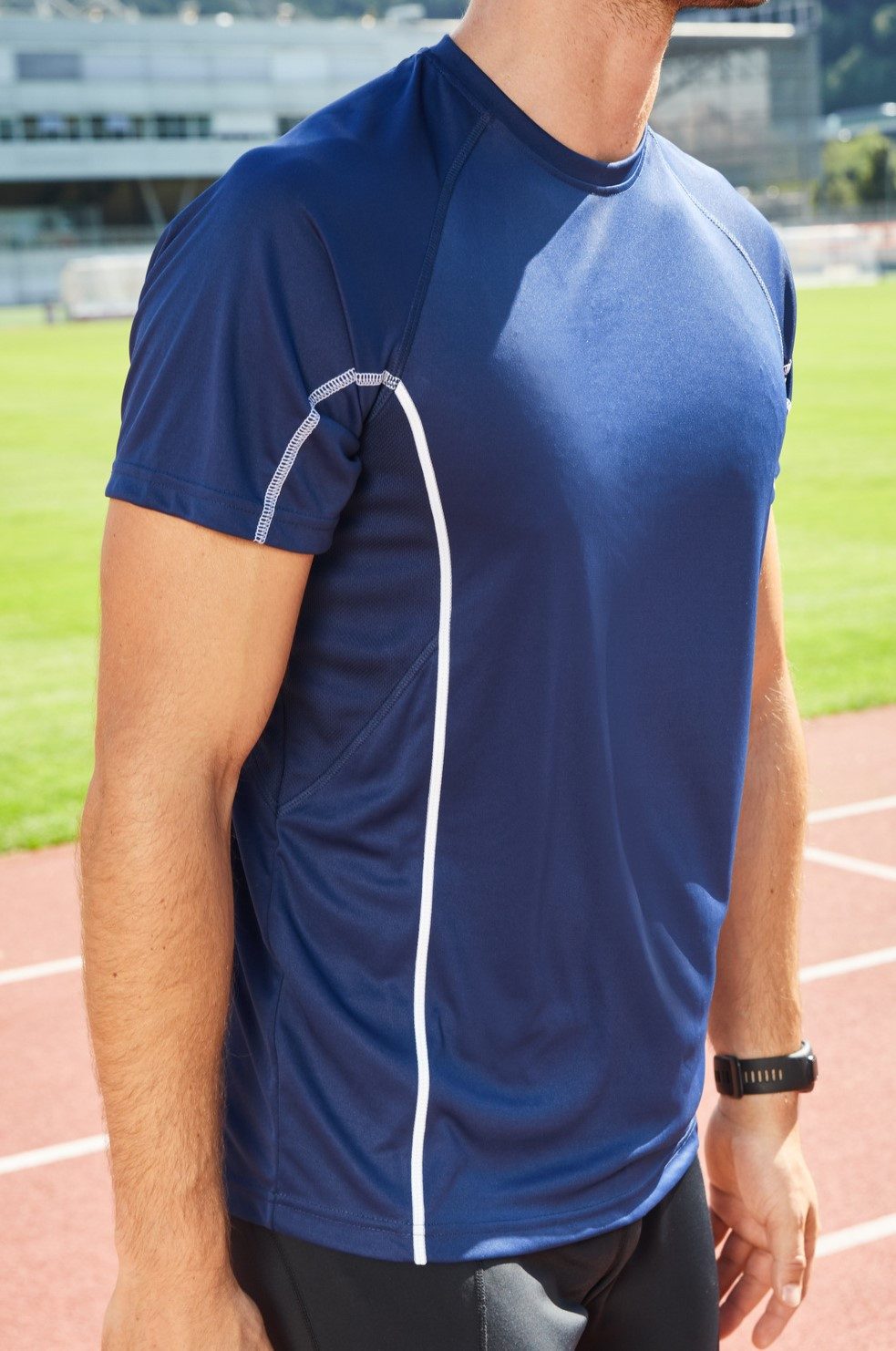 James & Nicholson Laufshirt Doppelpack Herren Sportshirt modische reflektierende Details JN421 (Doppelpack, 2 Stück) Feuchtigkeitsregulierend, atmungsaktiv und schnell trocknend