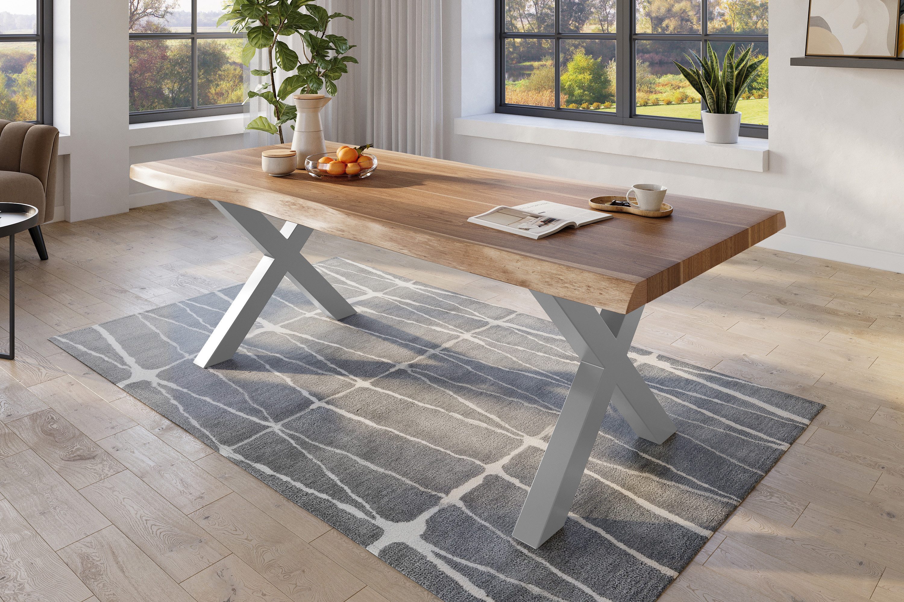 Trelevo® Baumkantentisch Akazienholz, natürliche Baumkante, Metallgestell günstig online kaufen
