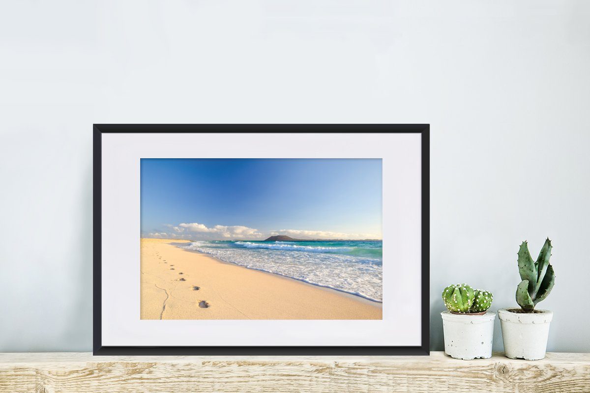 Poster Rahmen, Meer mit Strand - MuchoWow Berge, Poster, Schwarzem Gerahmtes St), Bilderrahmen - Kunstdruck, (1