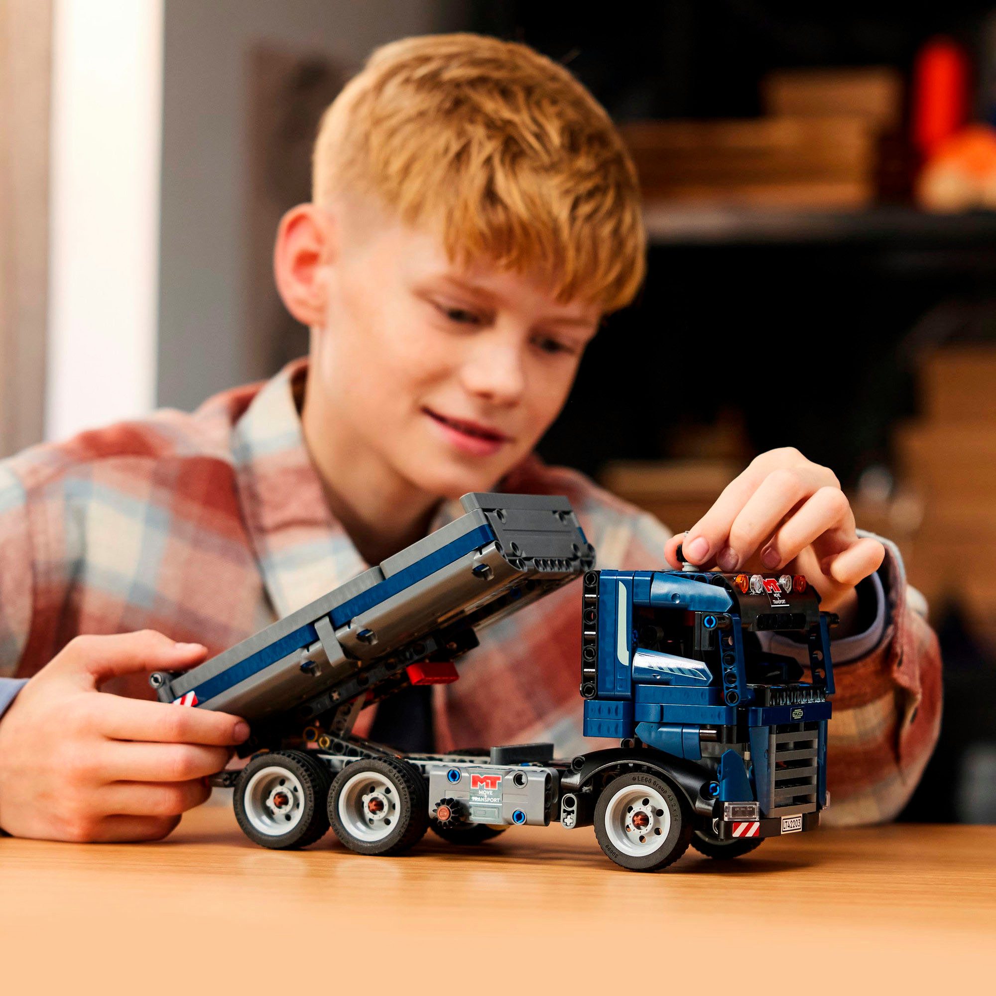 LEGO® Kipplaster (42203), LEGO® Technic Konstruktionsspielsteine, günstig online kaufen