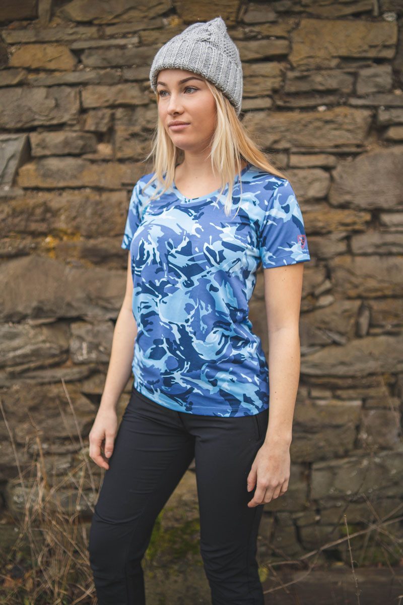 Tom Collins T-Shirt Triku Kurzarmshirt mit Allover-Camouflage-Druck