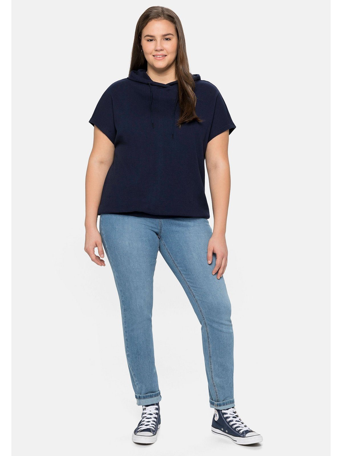 Sheego T-Shirt mit in Größen Waffelpiqué-Struktur Große Kapuze