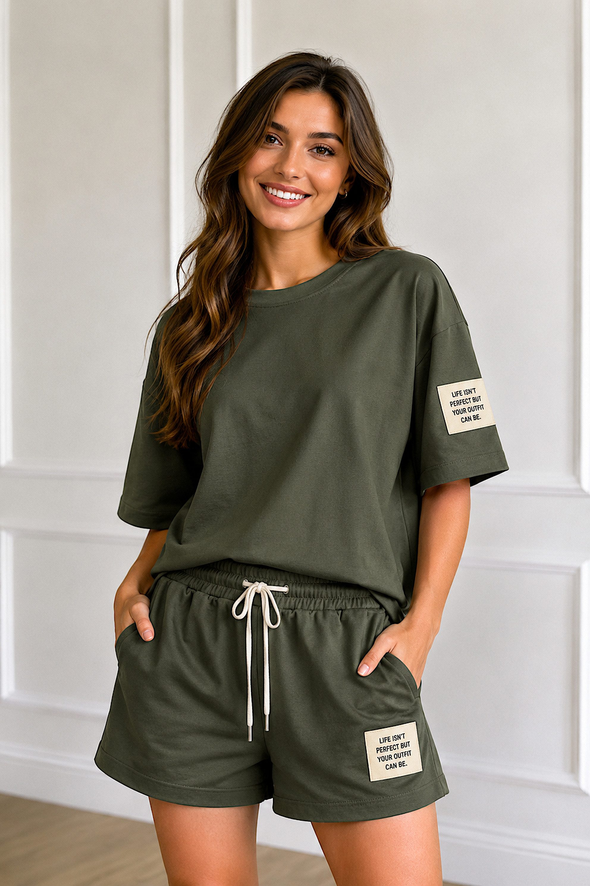 Worldclassca T-Shirt & Shorts Worldclassca Damen Zweiteiler Oversize SET Shirt + Shorts Jogginganzug (Shirt+Short) Neue Kollektion - Stilvolle und gemütliche Mode für Damen