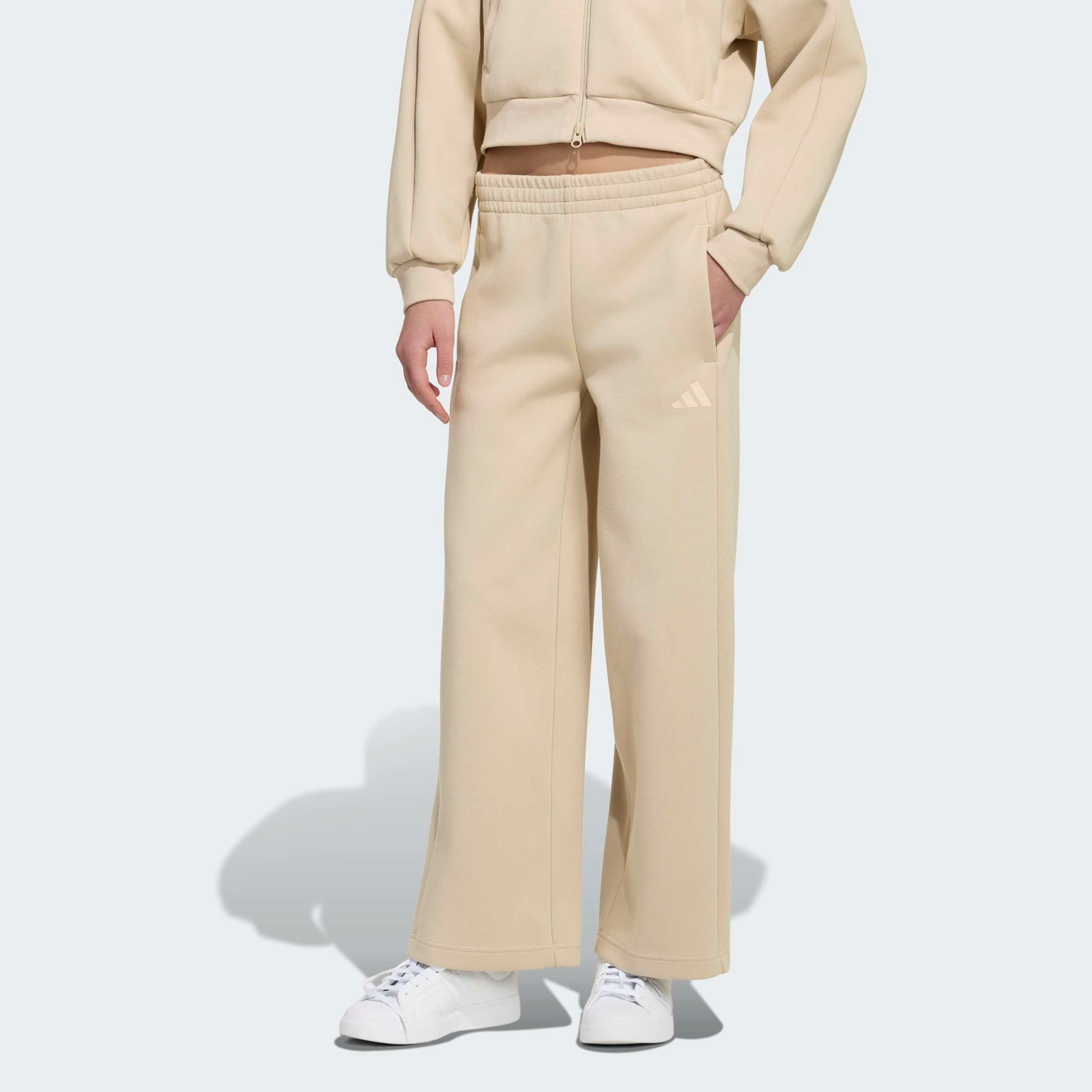 Sporthose FUTURE ICONS 3-STREIFEN MIT WEITEM BEIN