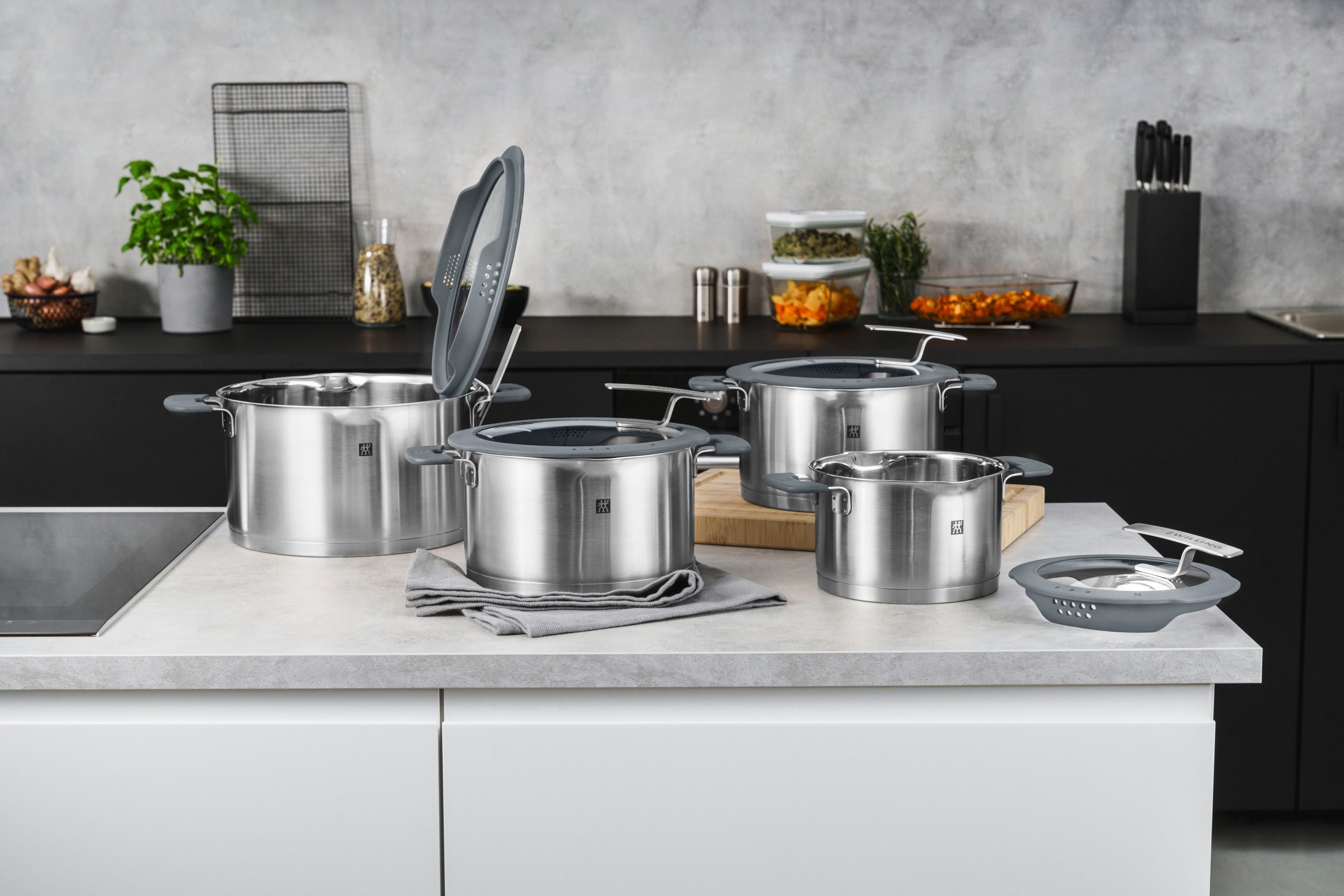 Zwilling Topf-Set Simplify, Edelstahl (Set, 4-tlg), 18/10 Edelstahl, integriertes Sieb im Deckel, Induktion, 4-tlg.