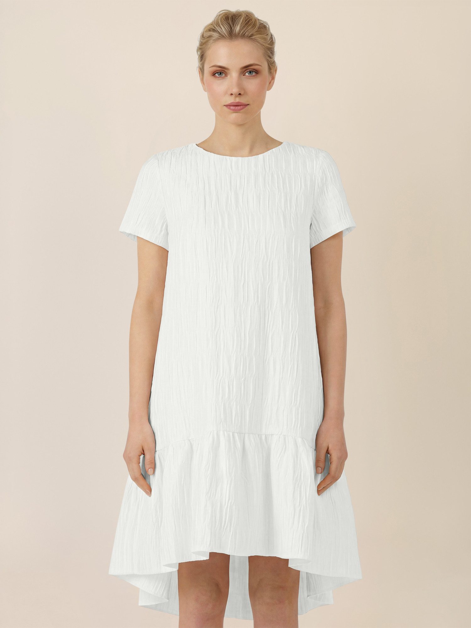 Apart Brautkleid mit Volantsaum