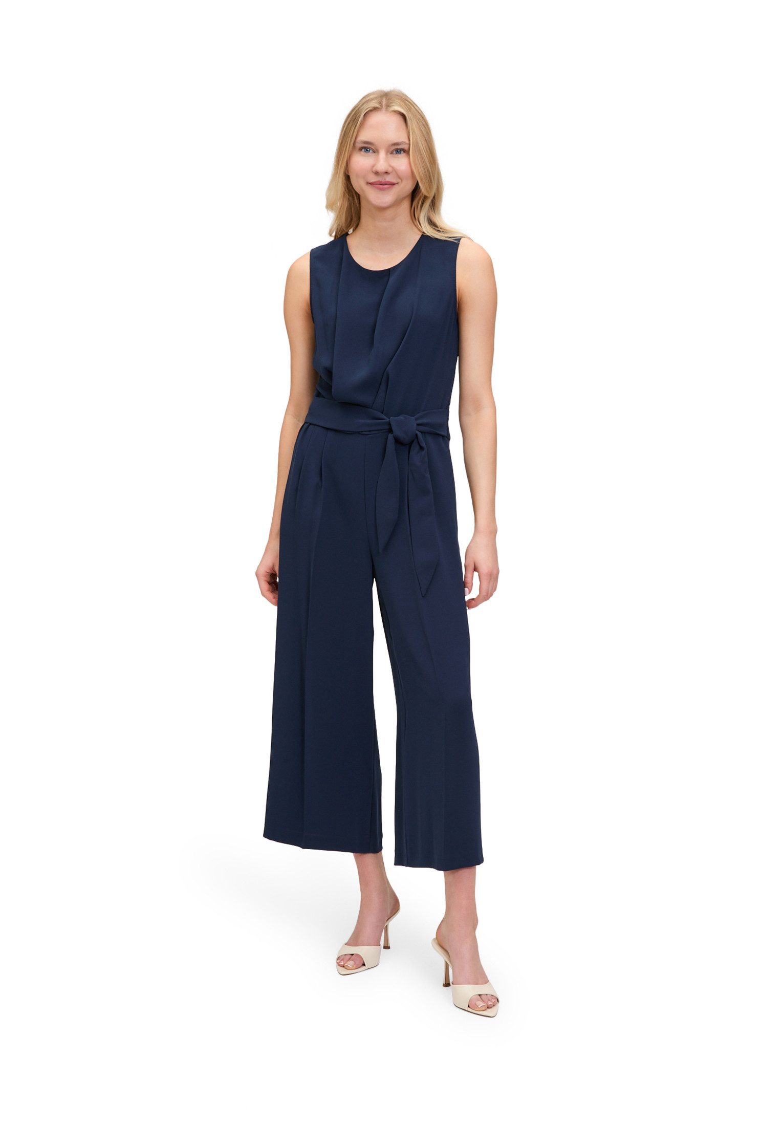 Betty&Co Overall Damen ohne Arm (1-tlg) Falten