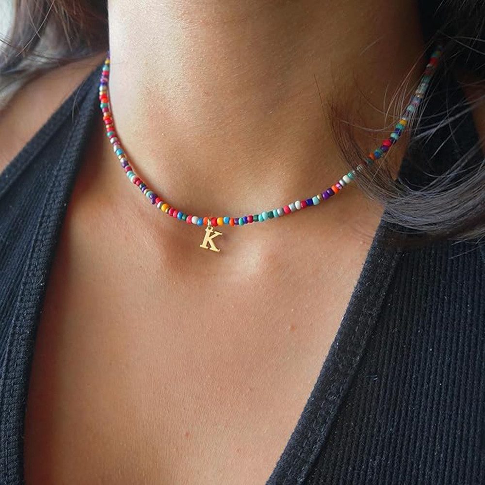 Coonoor Perlenkette Bunte Perlenkette - Boho Perlen Buchstaben Kette, für Geburtstags, Muttertags, Mädchen und Abschlussgeschenke