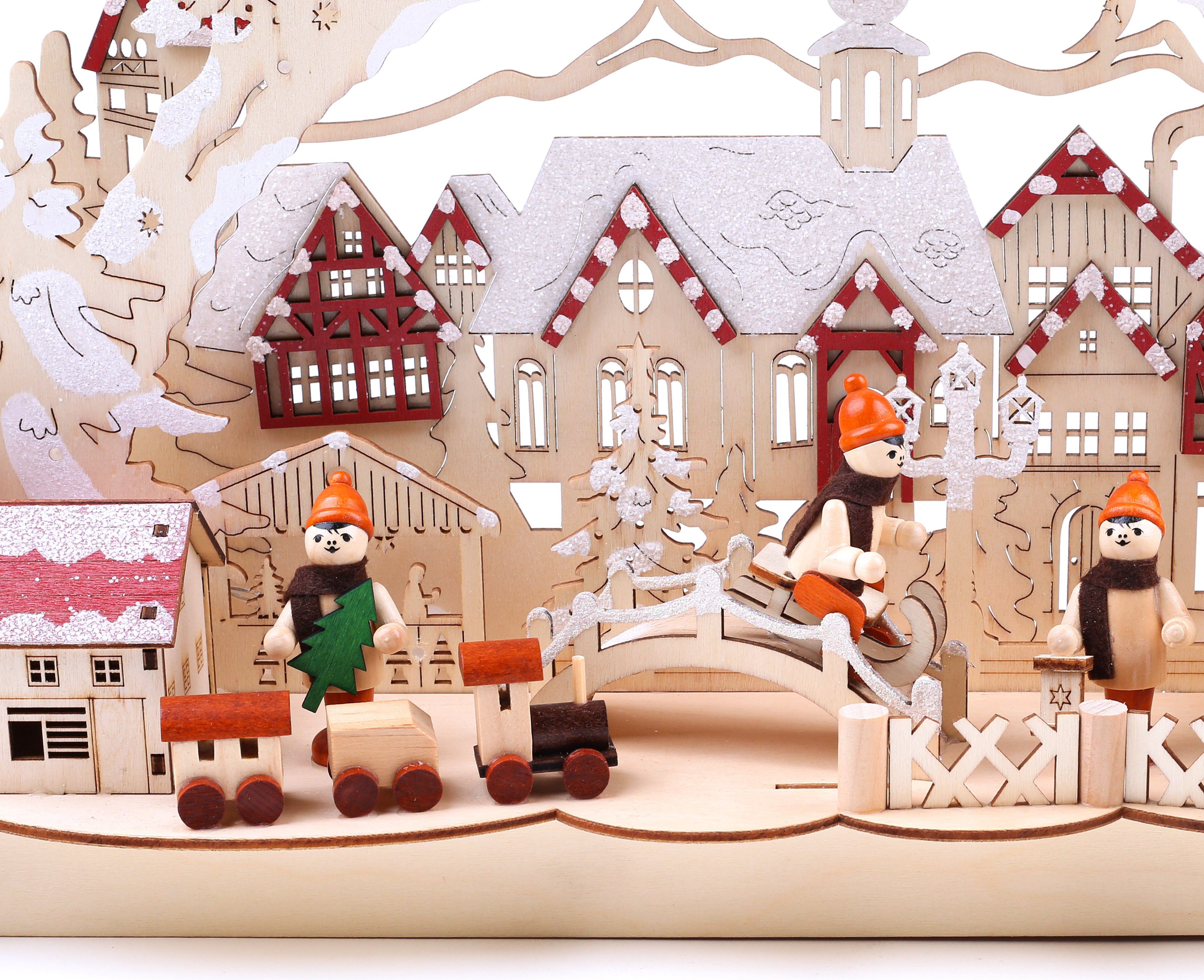 BRUBAKER LED Lichterbogen Schwibbogen - Winterlandschaft mit Altstadt, traditioneller Holzbogen mit 3D Szene beleuchtet handbemalt 27 cm hoch