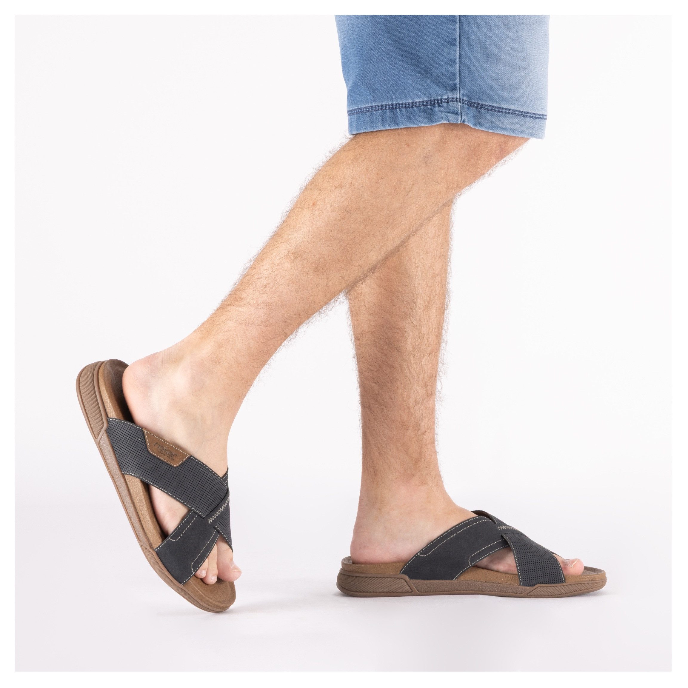 Rieker Pantolette Sommerschuh, Hausschuh, Urlaubsschuh in bequemer Form