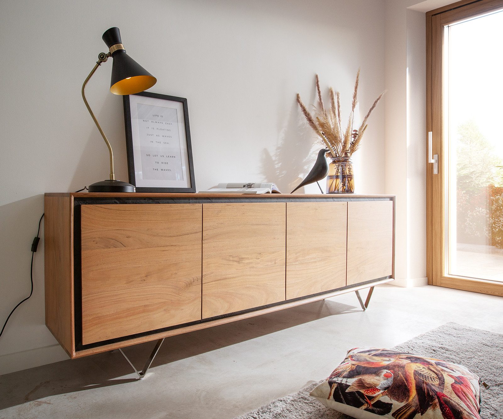 DELIFE Sideboard Stonegrace, Akazie Natur 200 cm 4 Türen Steinfurnier Sideboard