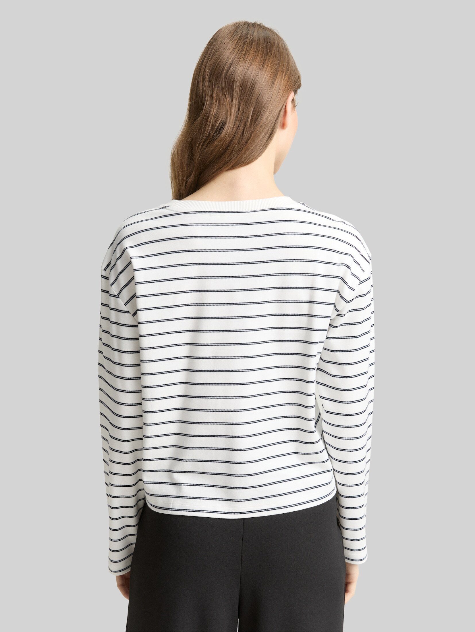 TOM TAILOR Denim Langarmshirt T-Shirt Boxy Fit Langarmshirt mit Herz-Stickerei