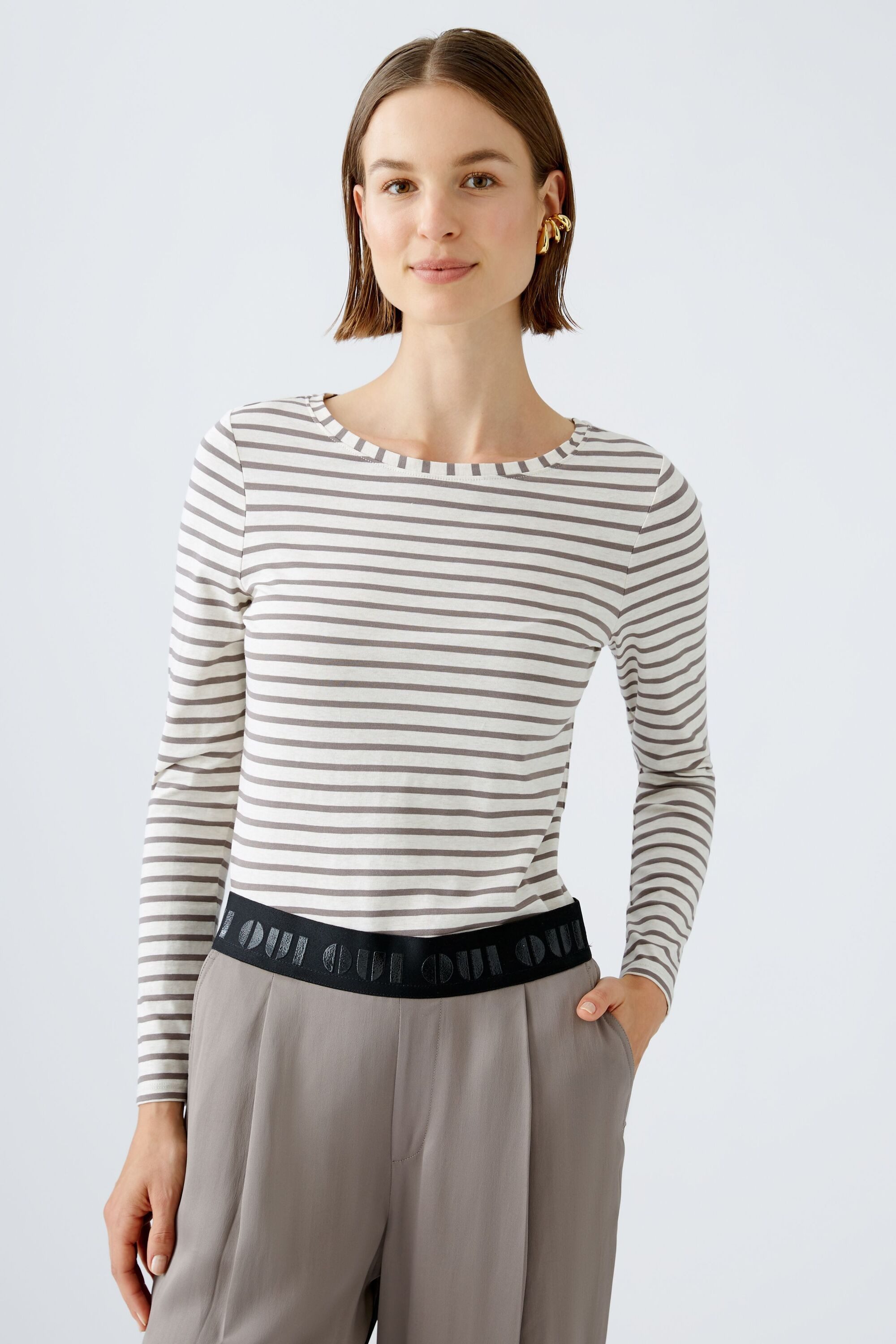 Oui Langarmshirt SUMIKO Tailliert geschnitten elastische Cotton-Modalmischung