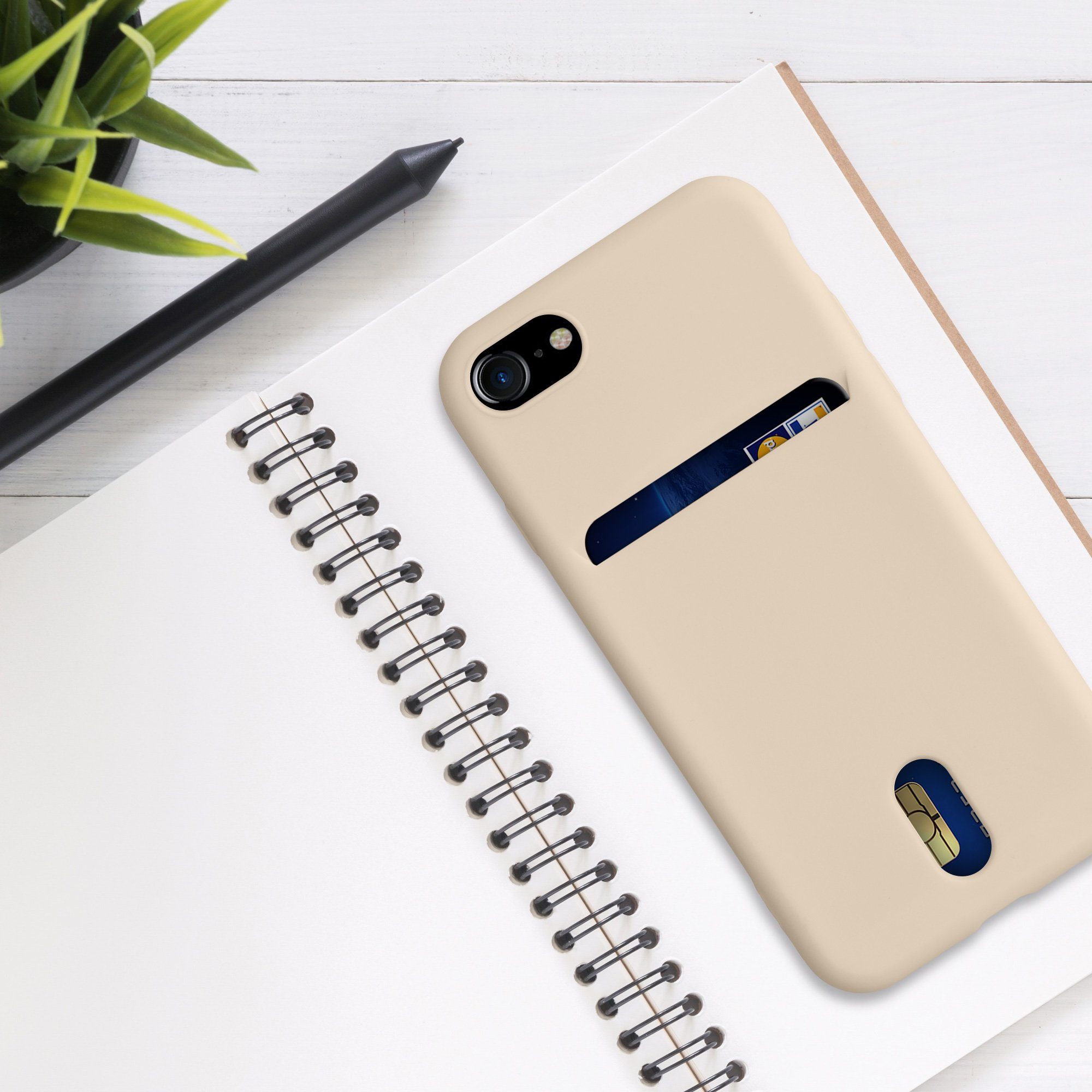 kwmobile Handyhülle Hülle für Apple iPhone SE / 8 / 7, Handy Schutzhülle Cover Case mit Kartenfach