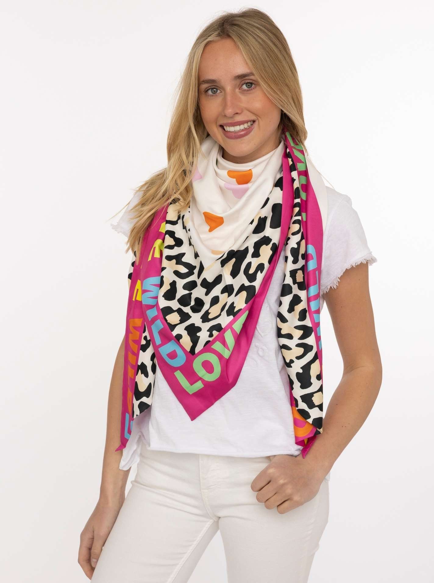 Zwillingsherz Dreieckstuch "Wild Love", farbenfroh, Leo-Design mit "LOVE" Schriftzug, glänzende Oberfläche