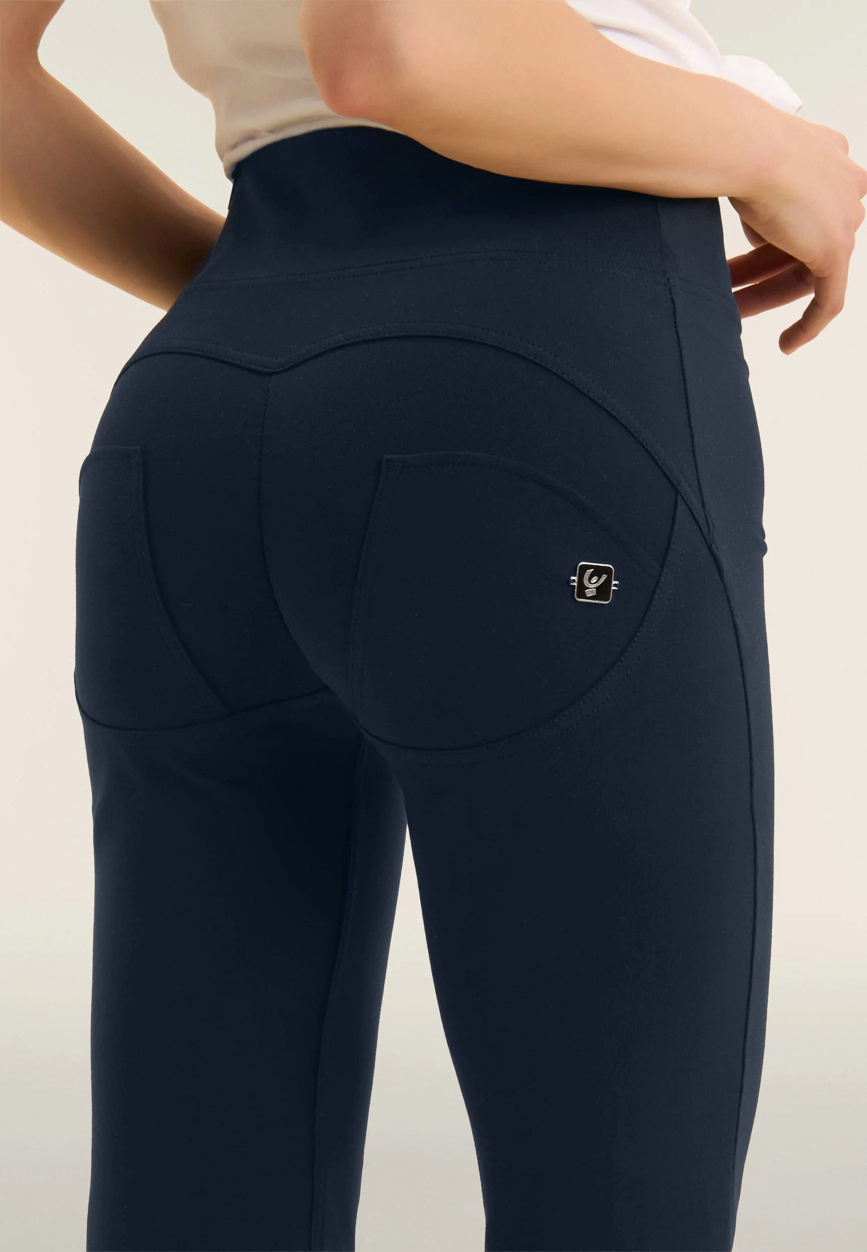 Freddy Schlaghose WRUP HIGH WAIST SKINNY BOOTCUT mit Lifting & Shaping Effekt - Bootcut