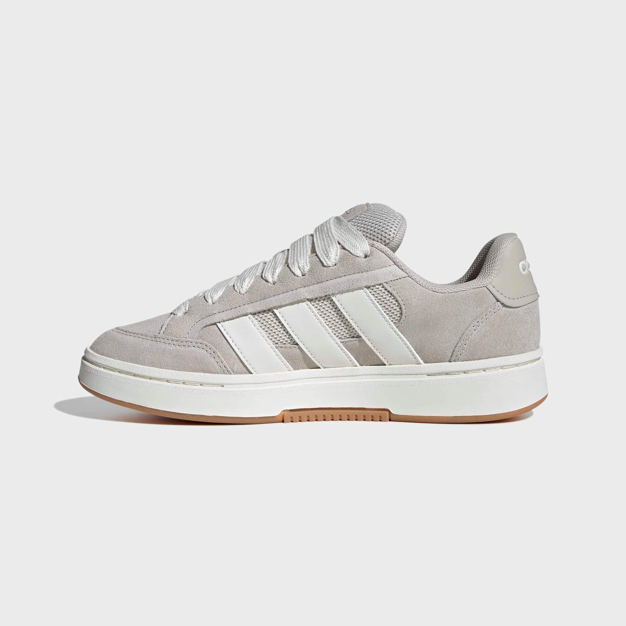 adidas Sportswear GRAND COURT ALPHA Sneaker inspiriert vom Design des adidas campus 00