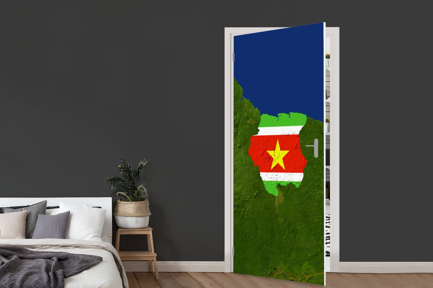 Suriname darüber, St), der von des Türaufkleber, Fototapete Ein Landes Tür, für Türtapete MuchoWow (1 mit cm 75x205 bedruckt, Flagge Satellitenbild Matt,